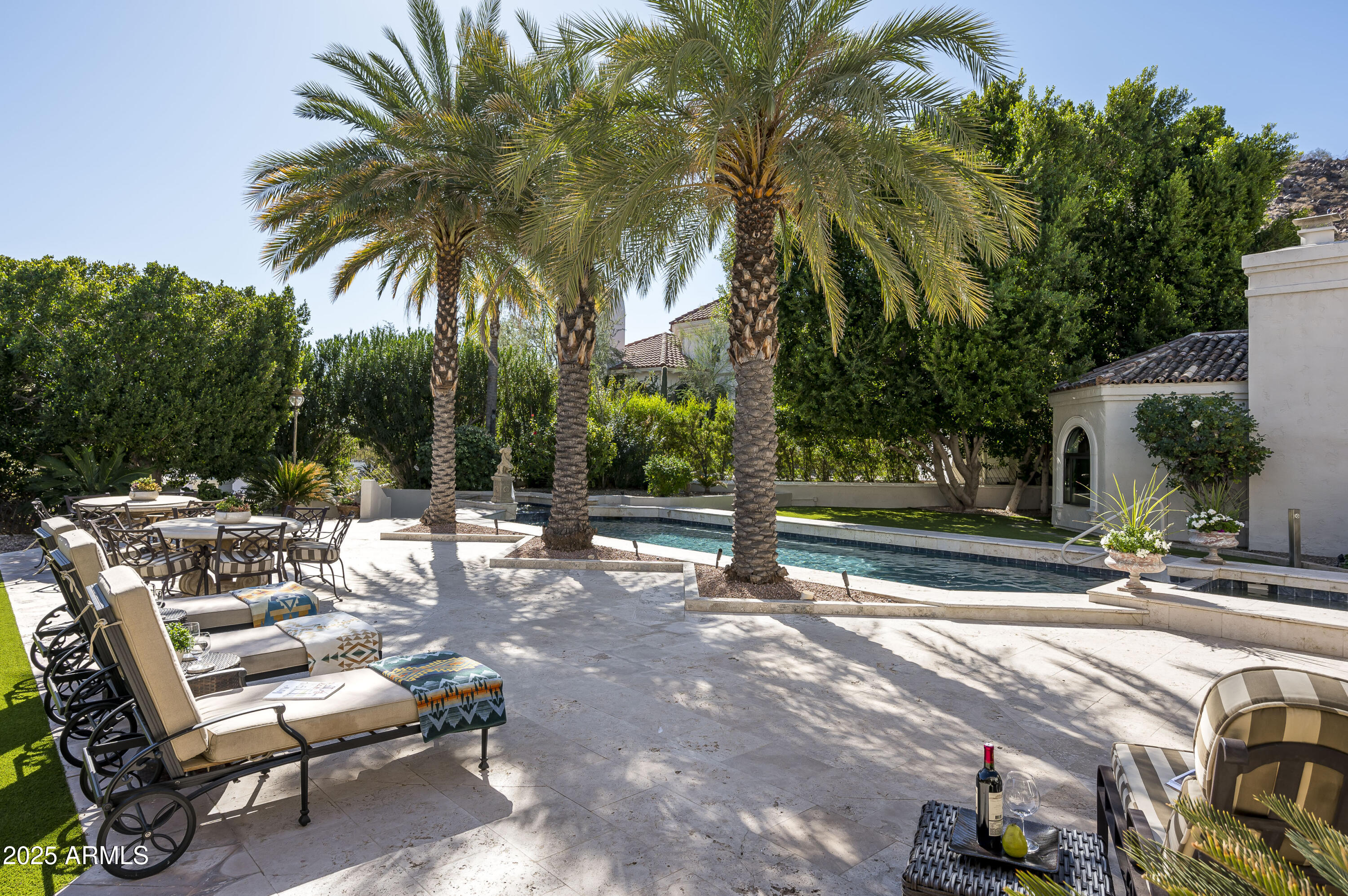PHOENICIAN ESTATES - Residential