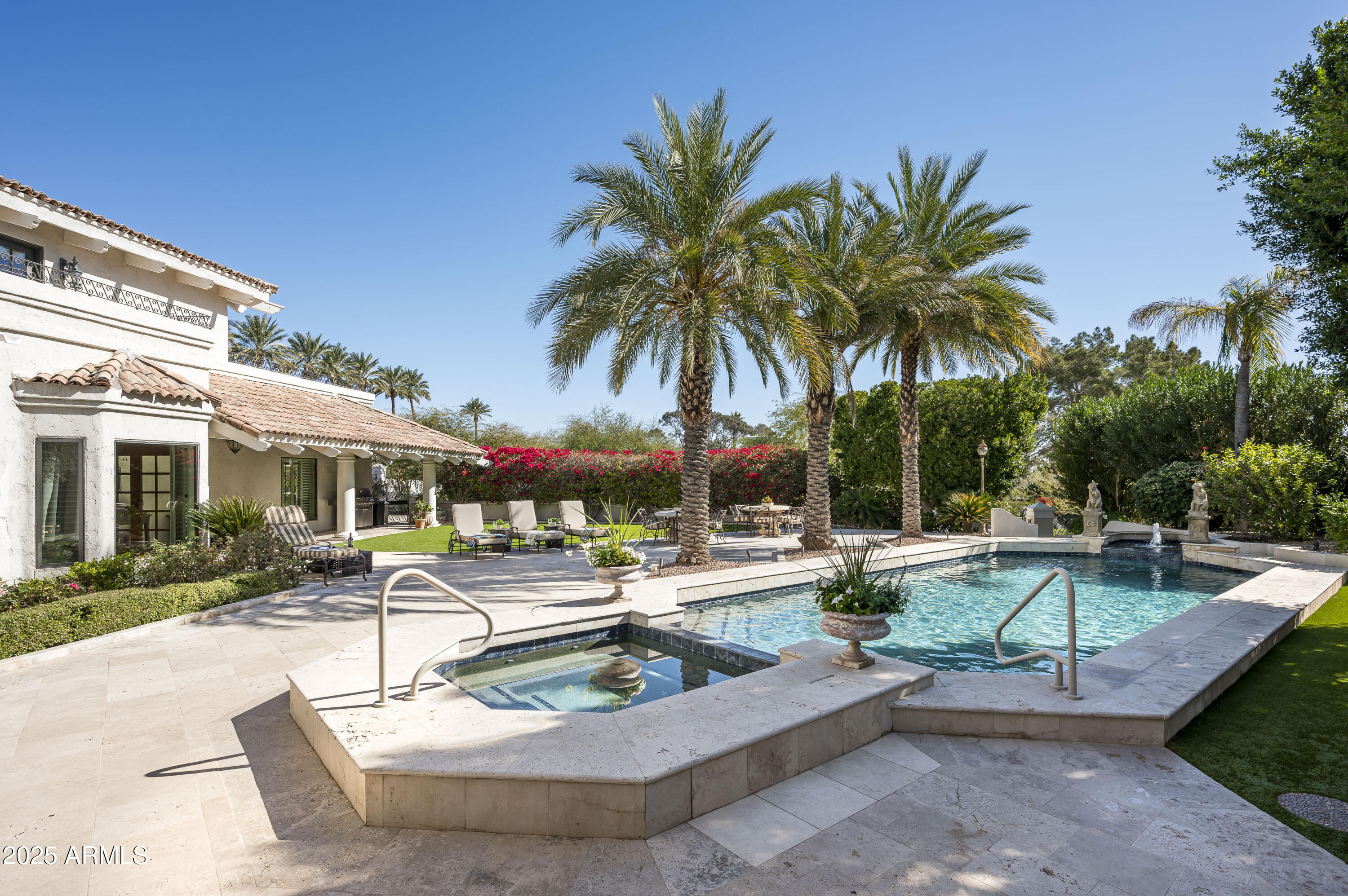 PHOENICIAN ESTATES - Residential
