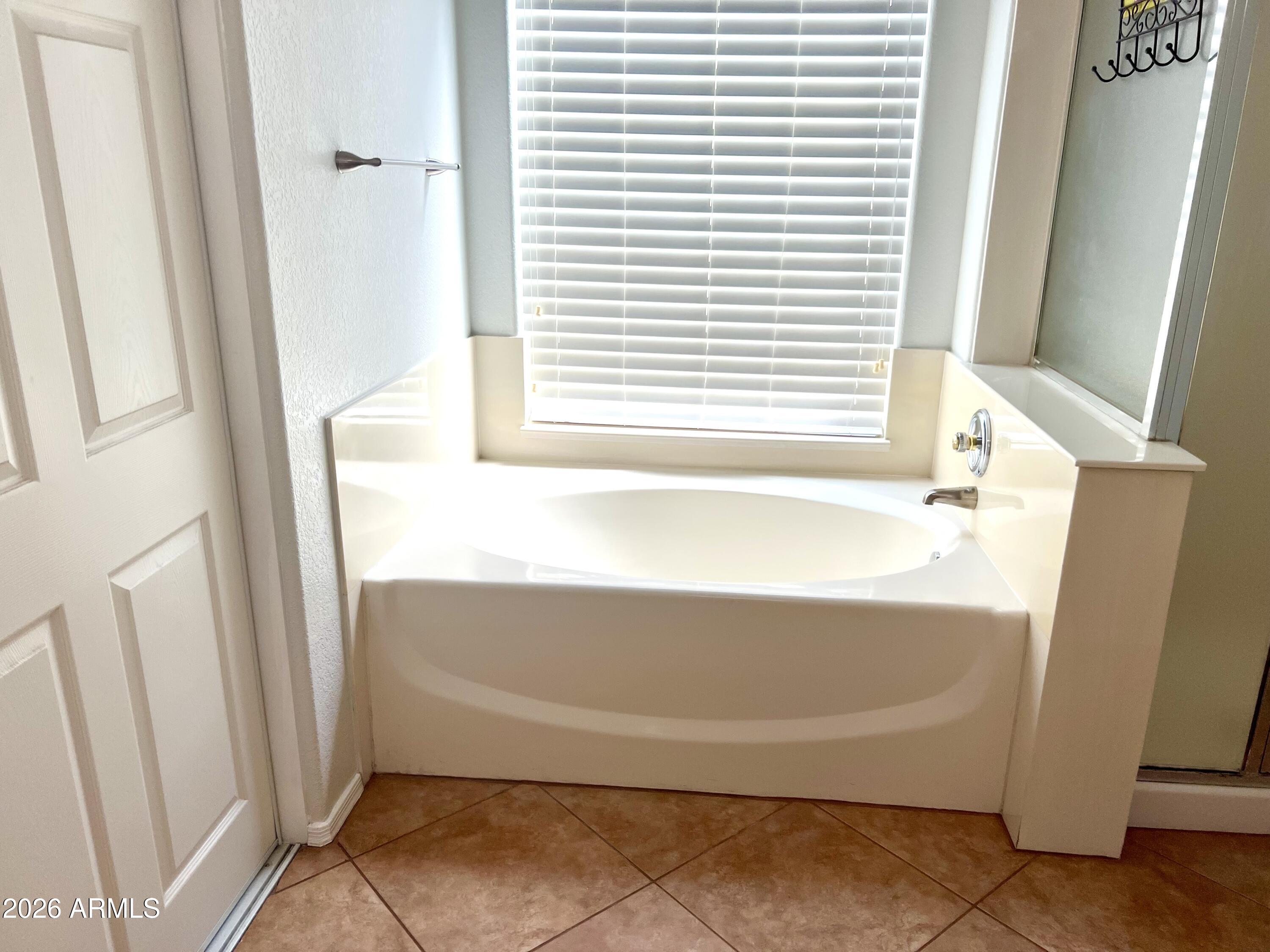 BELLVUE - Residential Lease