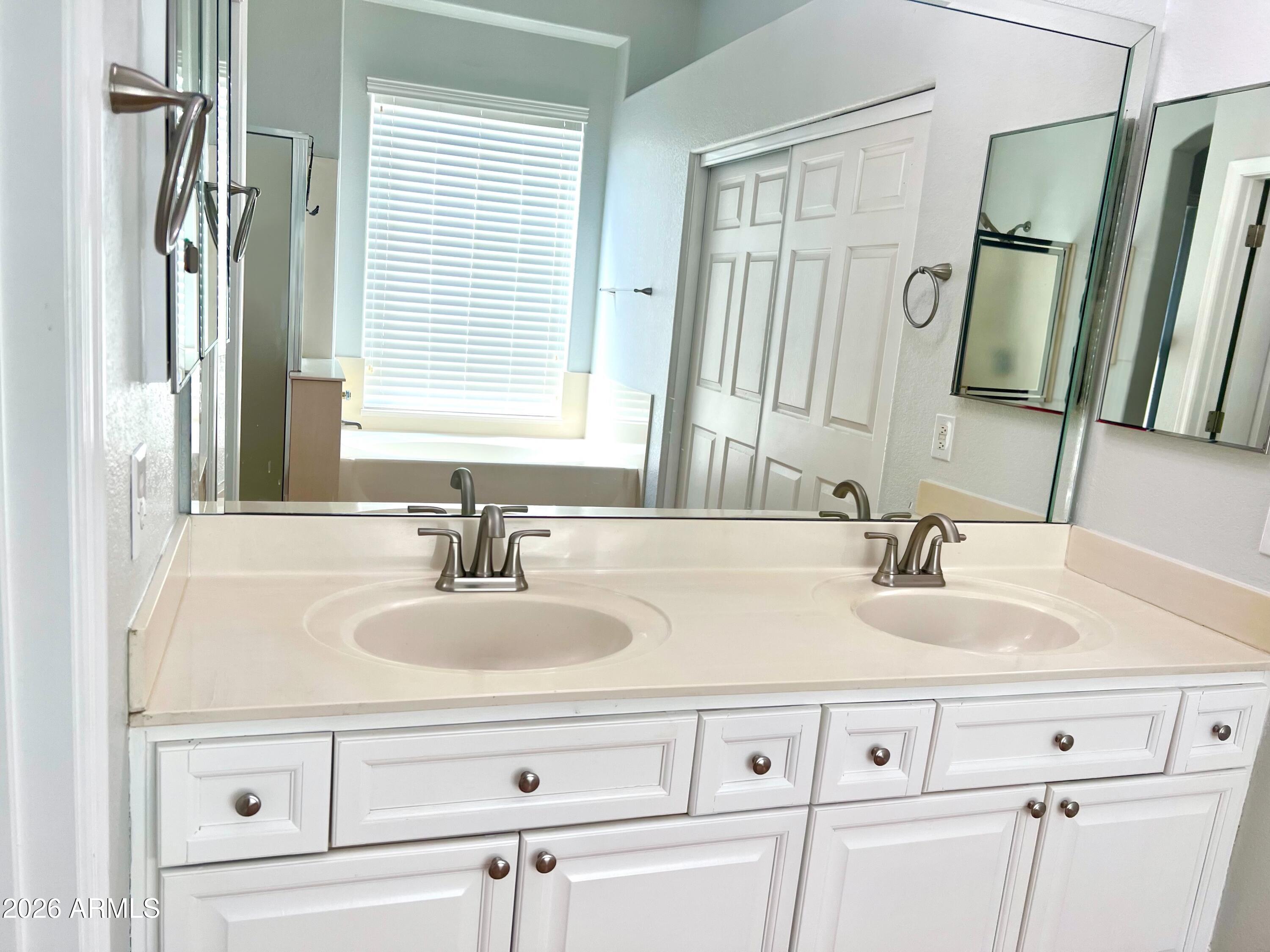 BELLVUE - Residential Lease