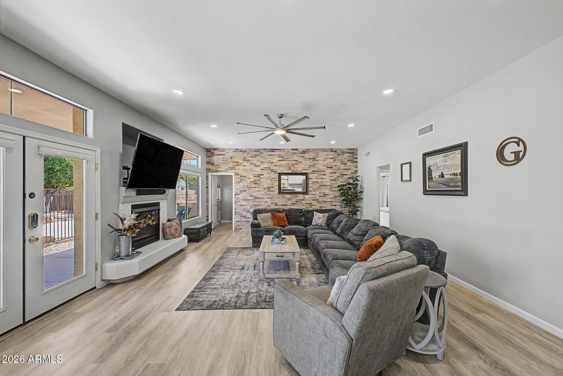 MAHOGANY - Residential