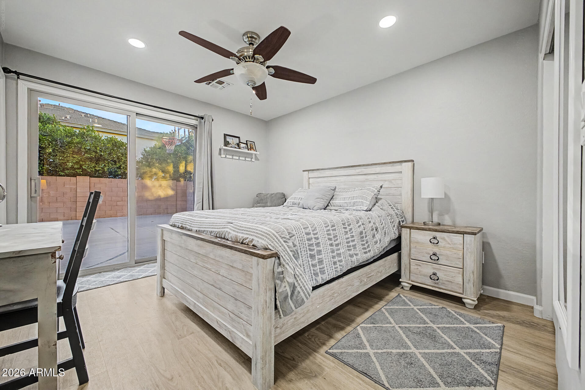 MAHOGANY - Residential