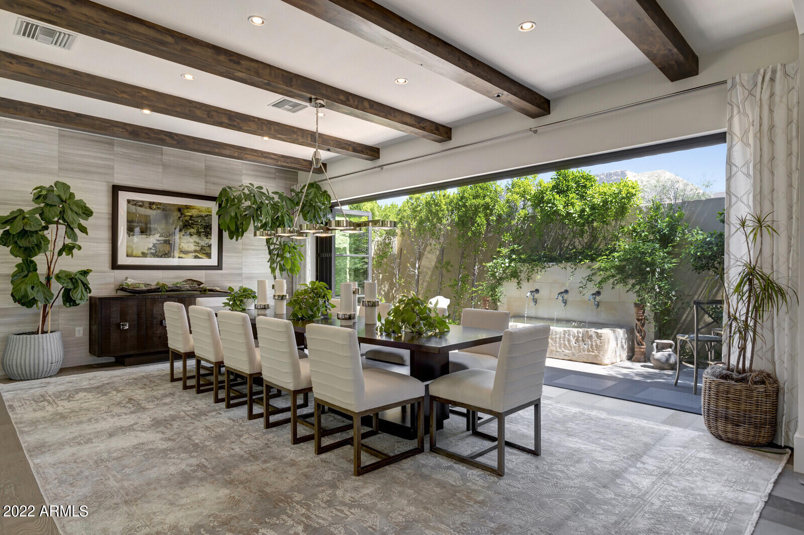 WHITE HORSE - Residential
