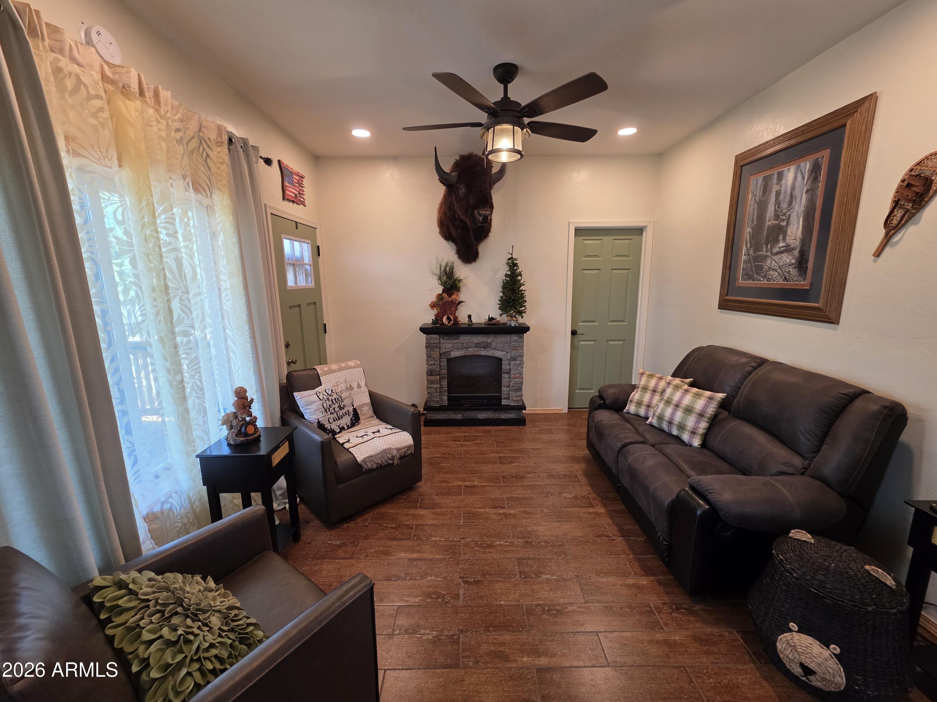FOREST VIEW PARK - Residential
