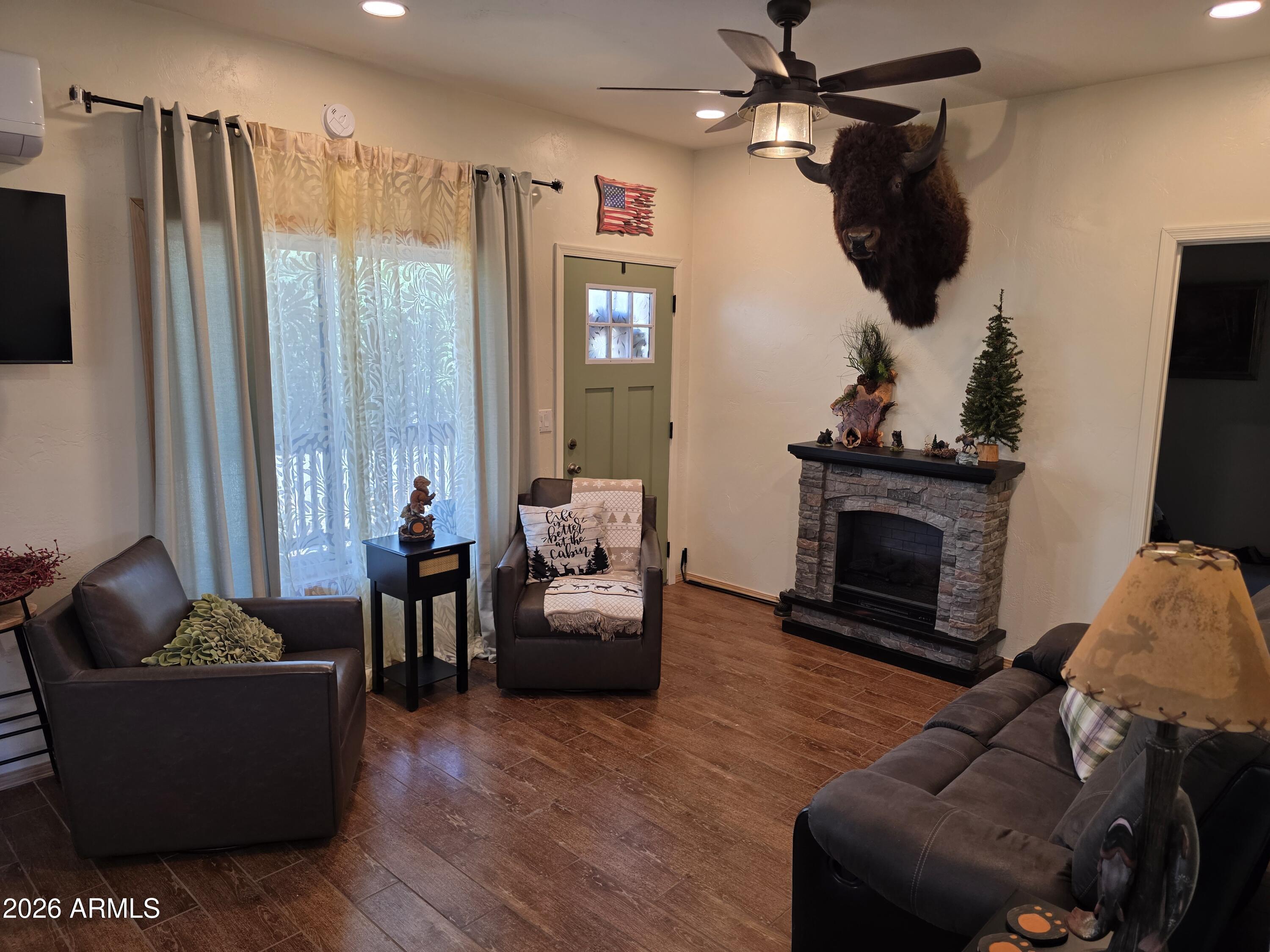 FOREST VIEW PARK - Residential