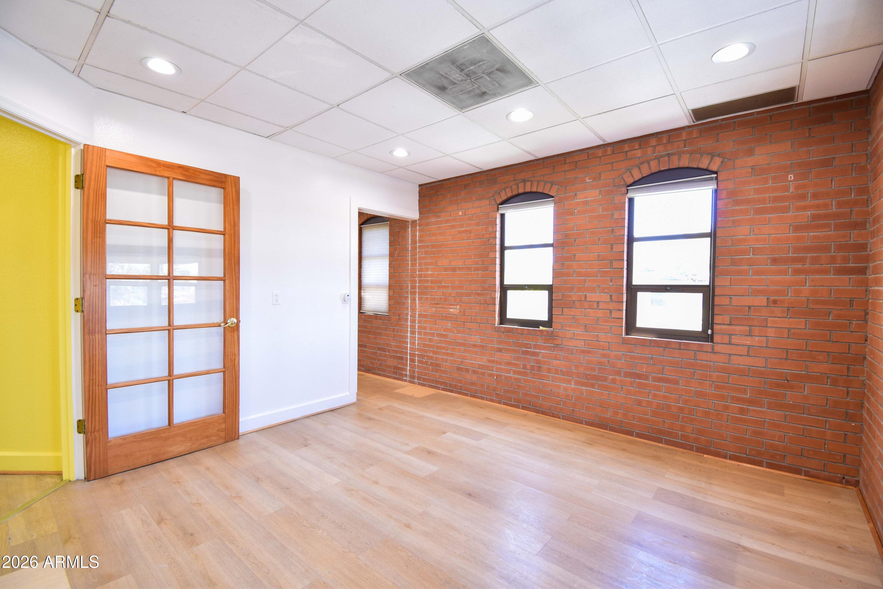 CAMBRIDGE COURT OFFICE CONDOMINIUM - Commercial Sale