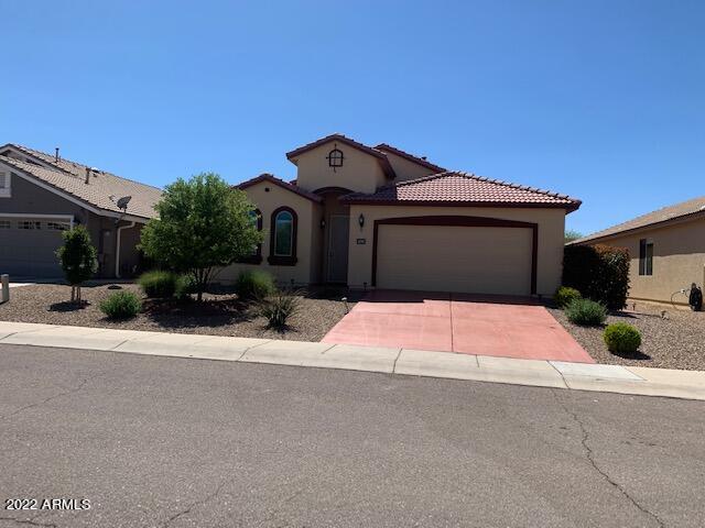 This a beautiful unique home centrally located in Sierra Vista. Close to Shopping, Schools, and Fort Huachuca. This home includes an executive suite that offers a second living room, refrigerator, and counter tops and cabinets, separate bedroom with attached bathroom that is ADA compliant. this living room and bedroom are carpeted but the rest of the home is tiled. Large open floor plan. First bedroom in the front of the home has it's own bathroom as well! You have to see this home to appreciate it! Landscaping in included in the rent!