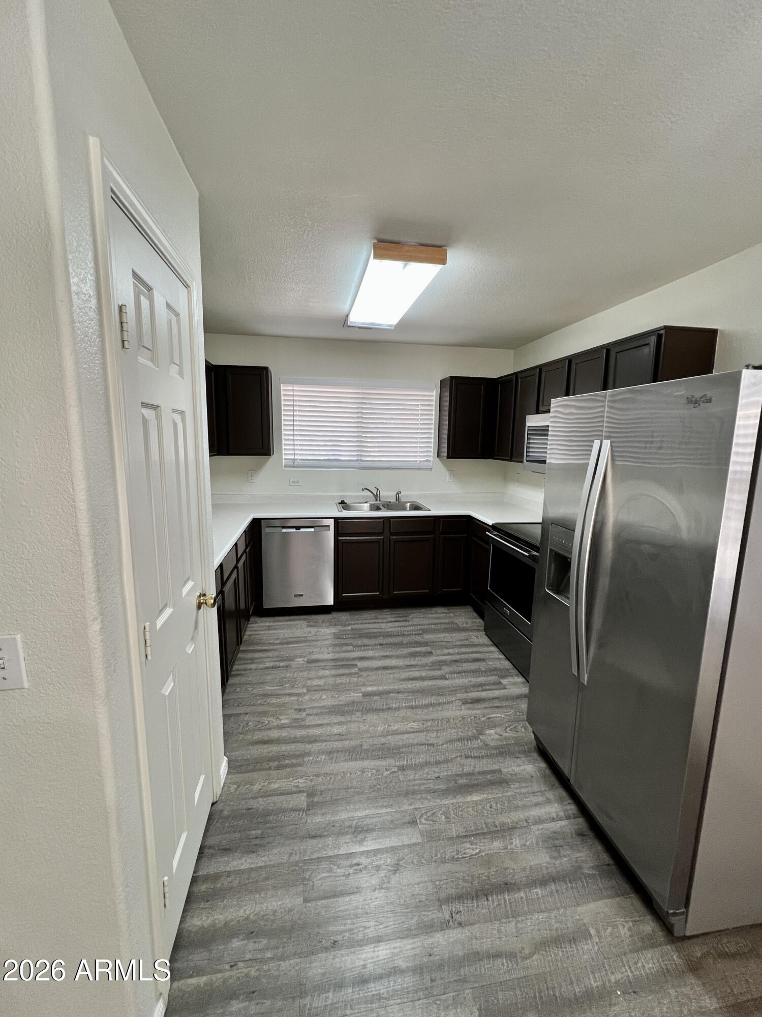 FOX CROSSING UNIT 5 - Residential