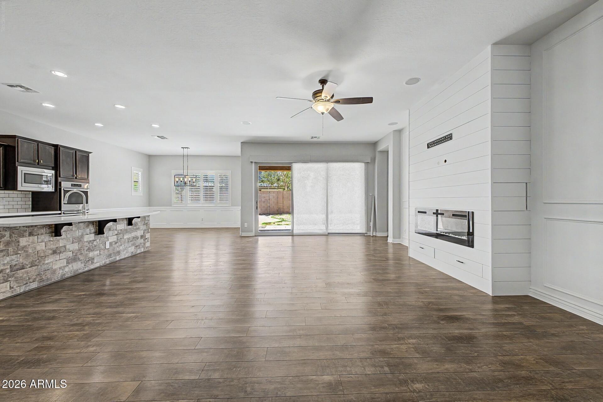 LEHI CROSSING PHASE 6 - Residential