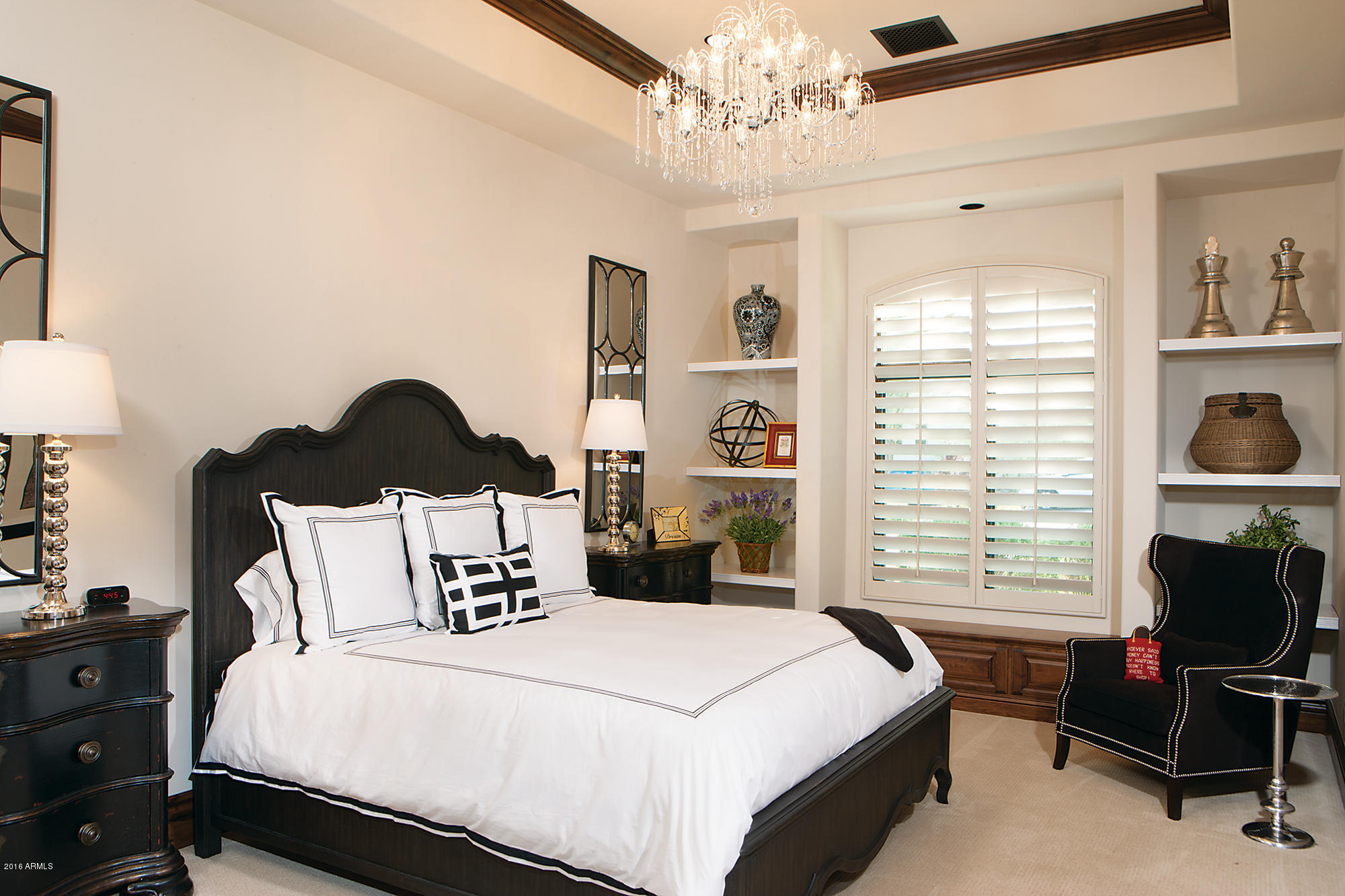 WHISPERING HILLS - Residential