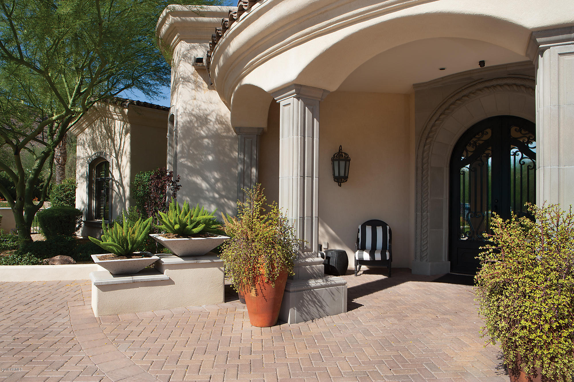 WHISPERING HILLS - Residential