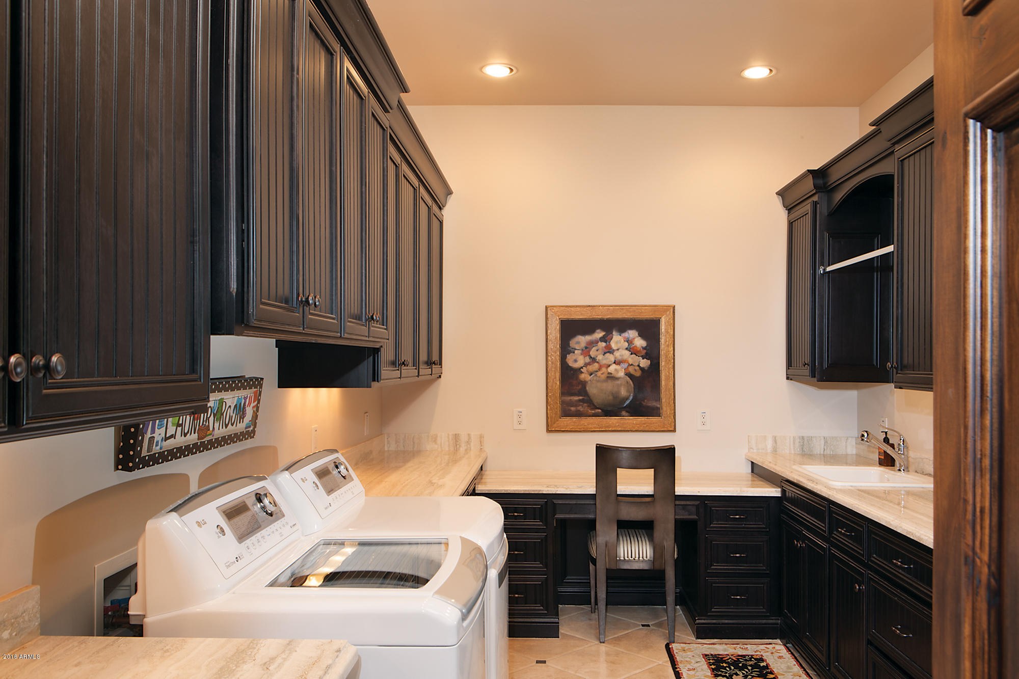 WHISPERING HILLS - Residential
