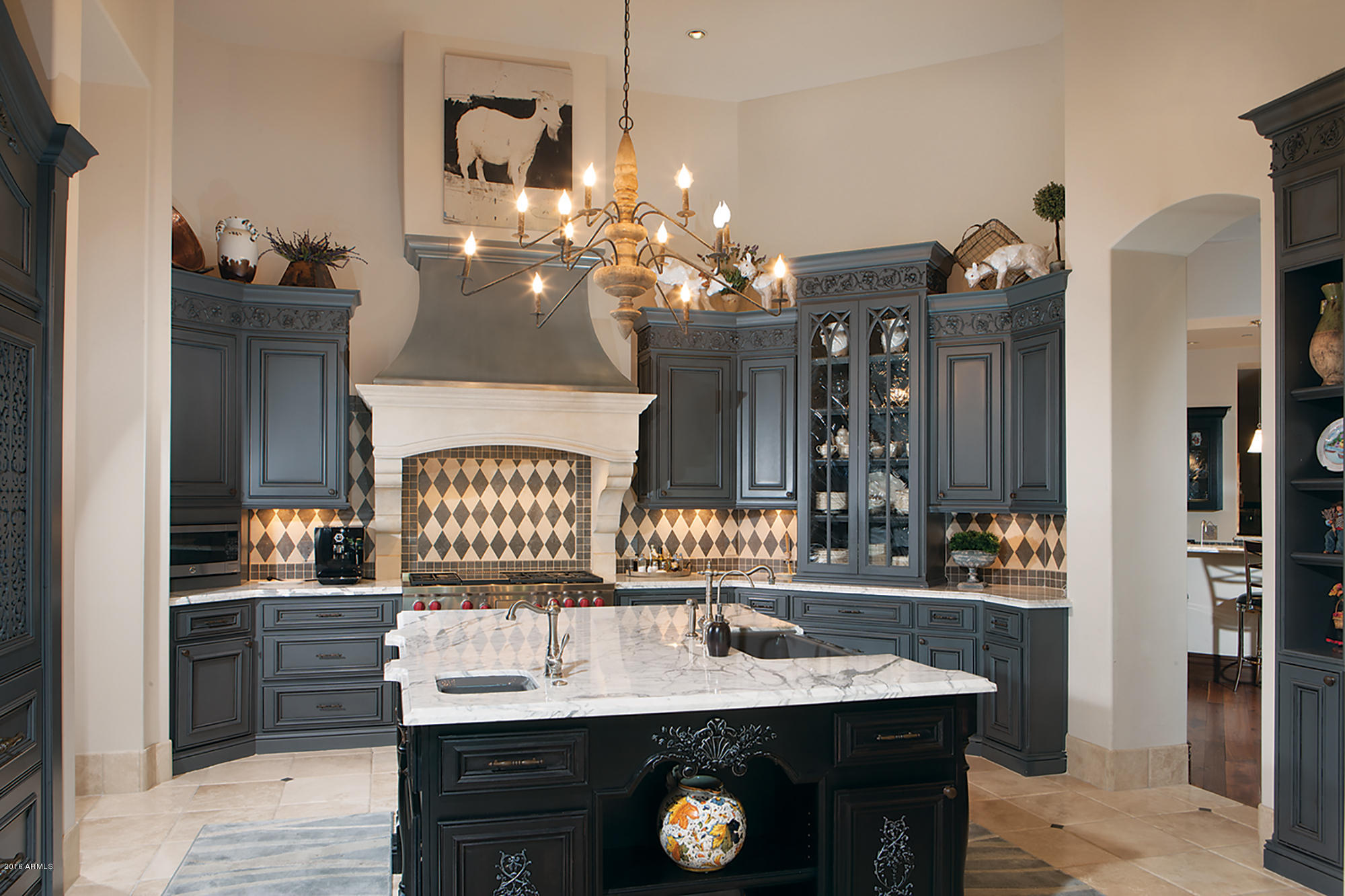 WHISPERING HILLS - Residential