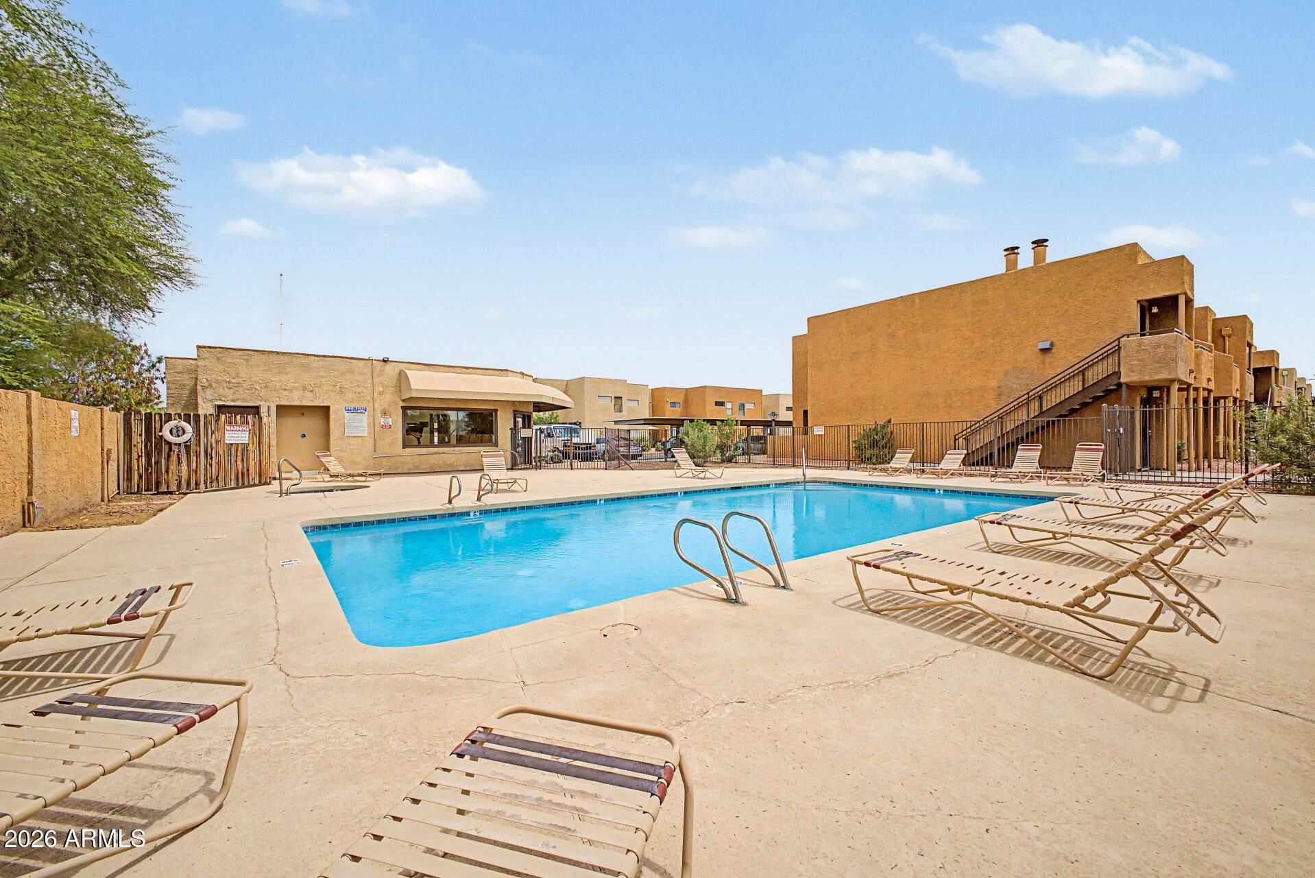 CACTUS FLATS CONDOMINIUM - Residential