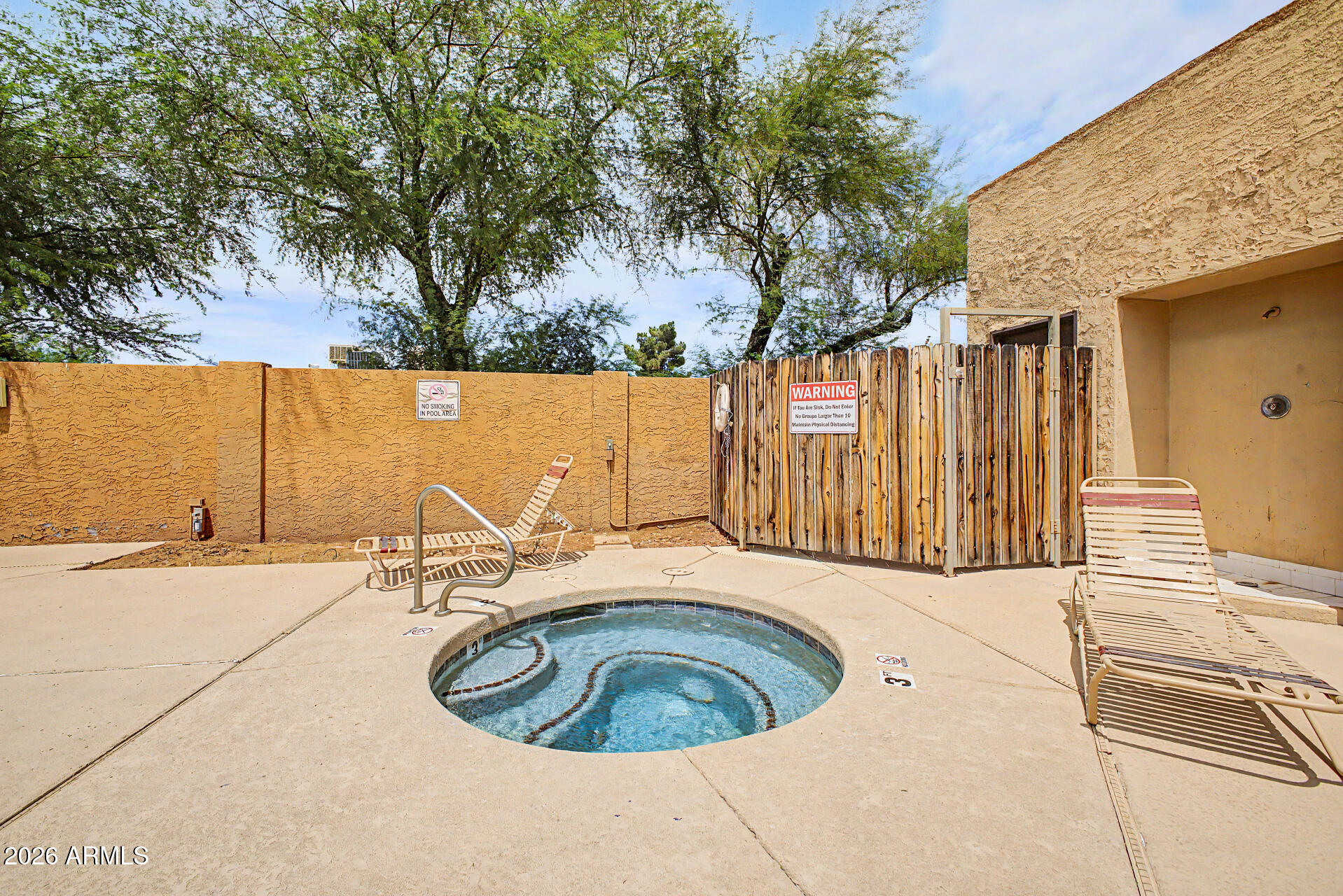 CACTUS FLATS CONDOMINIUM - Residential
