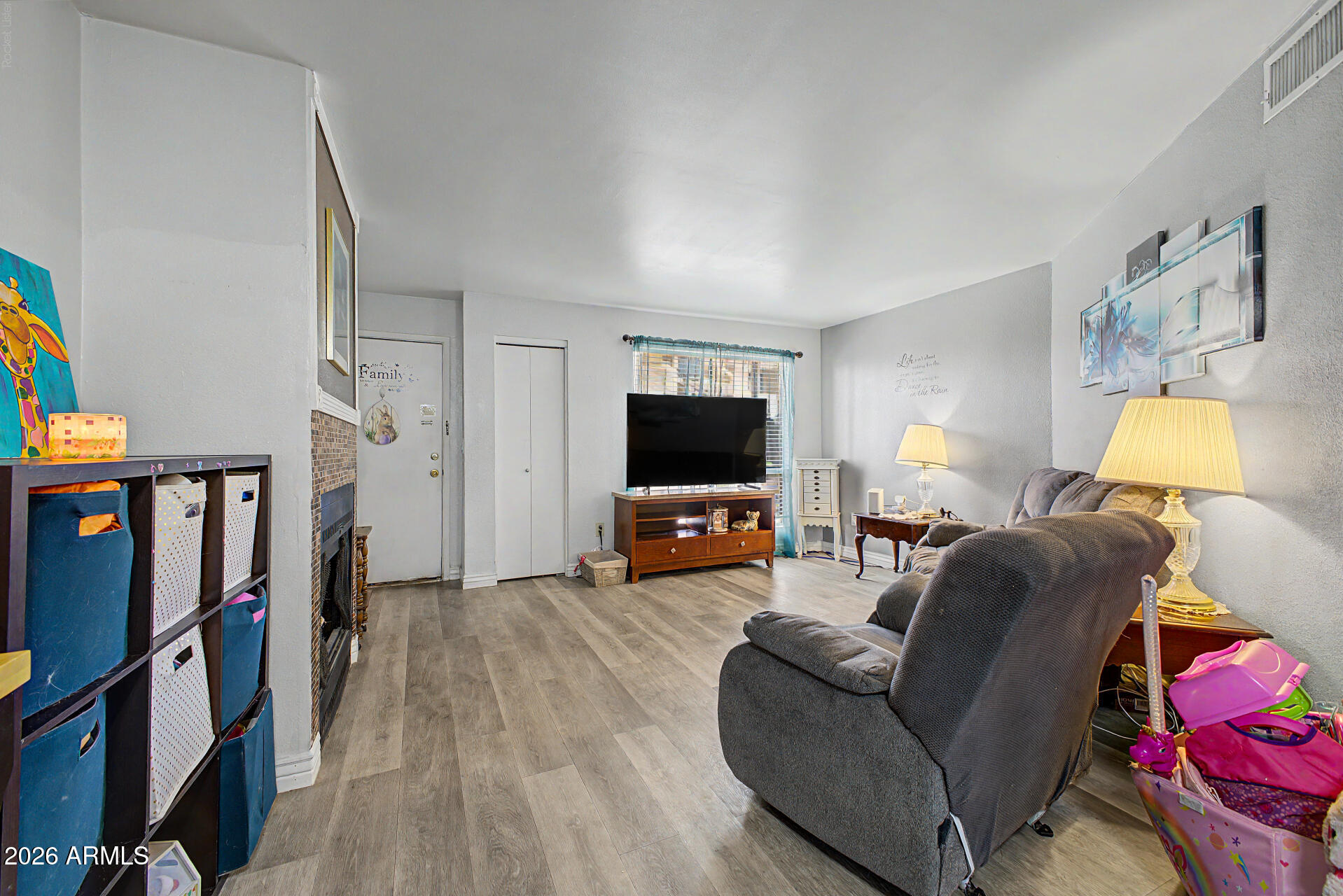 CACTUS FLATS CONDOMINIUM - Residential