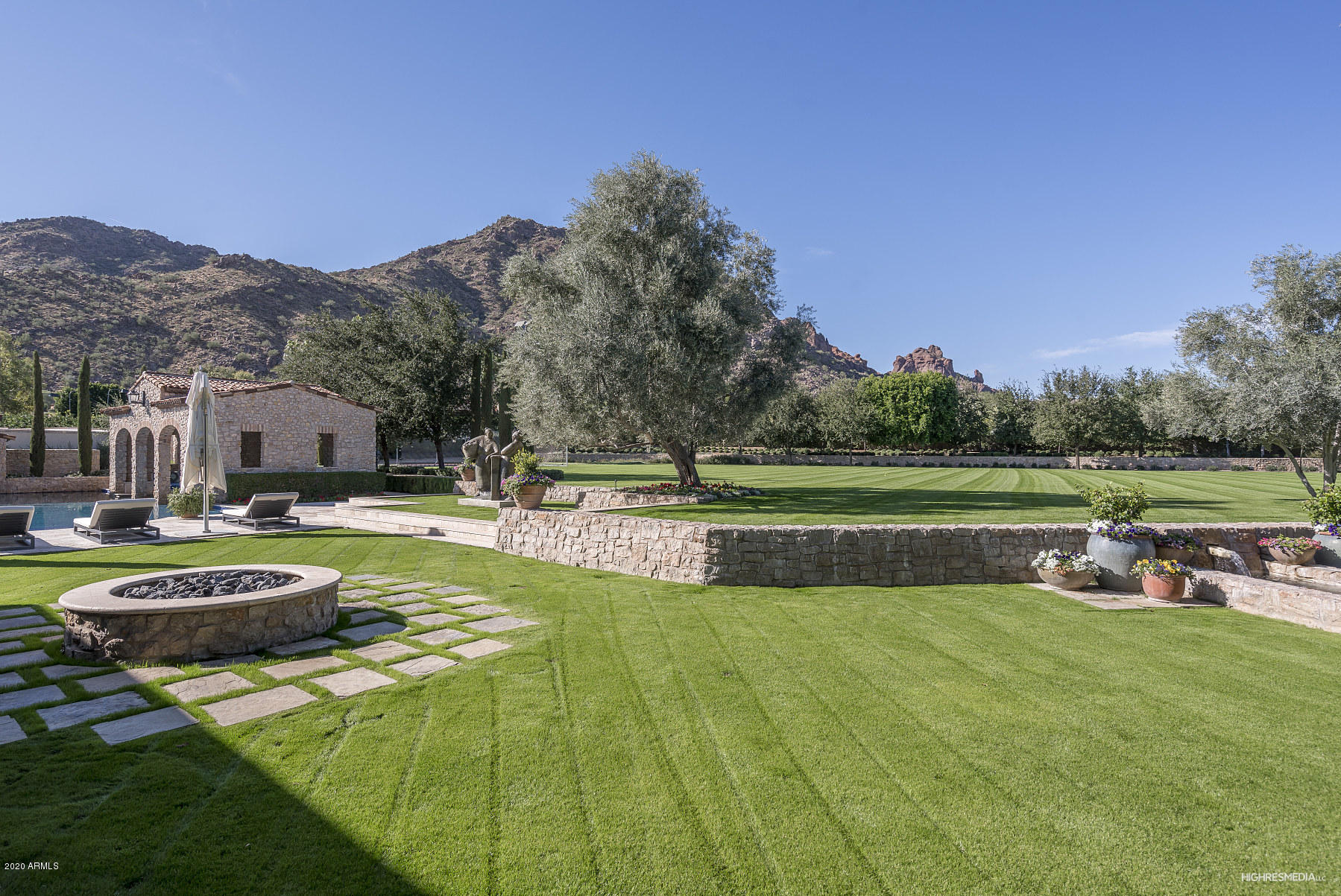 JOKAKE CAMELBACK PROPERTIES TRACT A - Residential