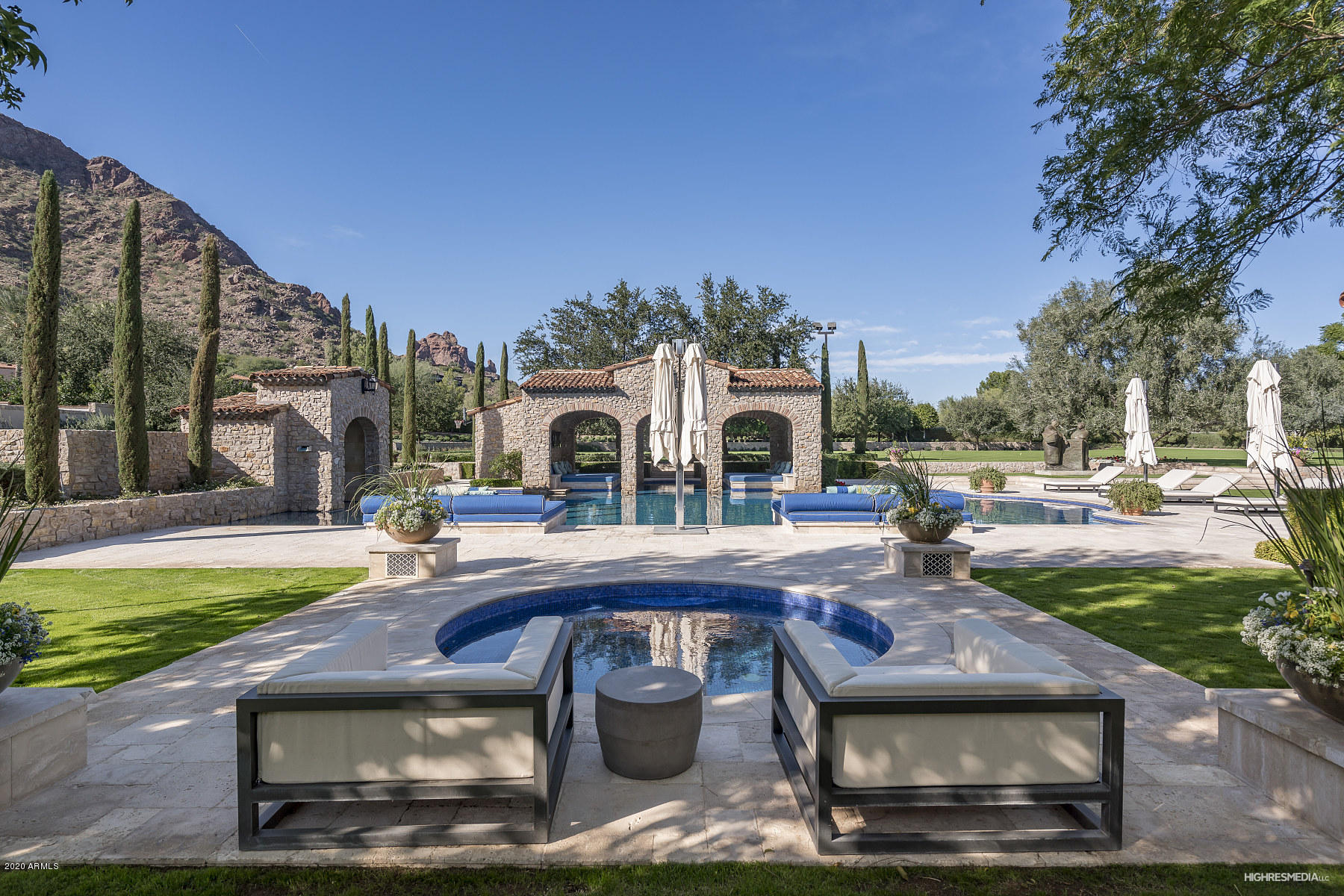 JOKAKE CAMELBACK PROPERTIES TRACT A - Residential