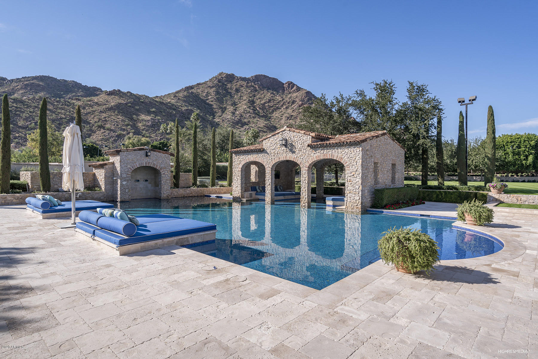 JOKAKE CAMELBACK PROPERTIES TRACT A - Residential