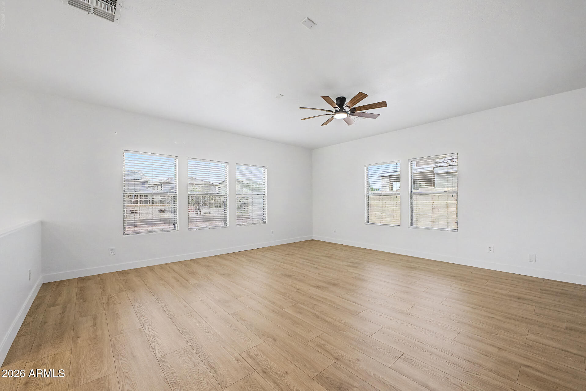 BUCKEYE 320 - Residential