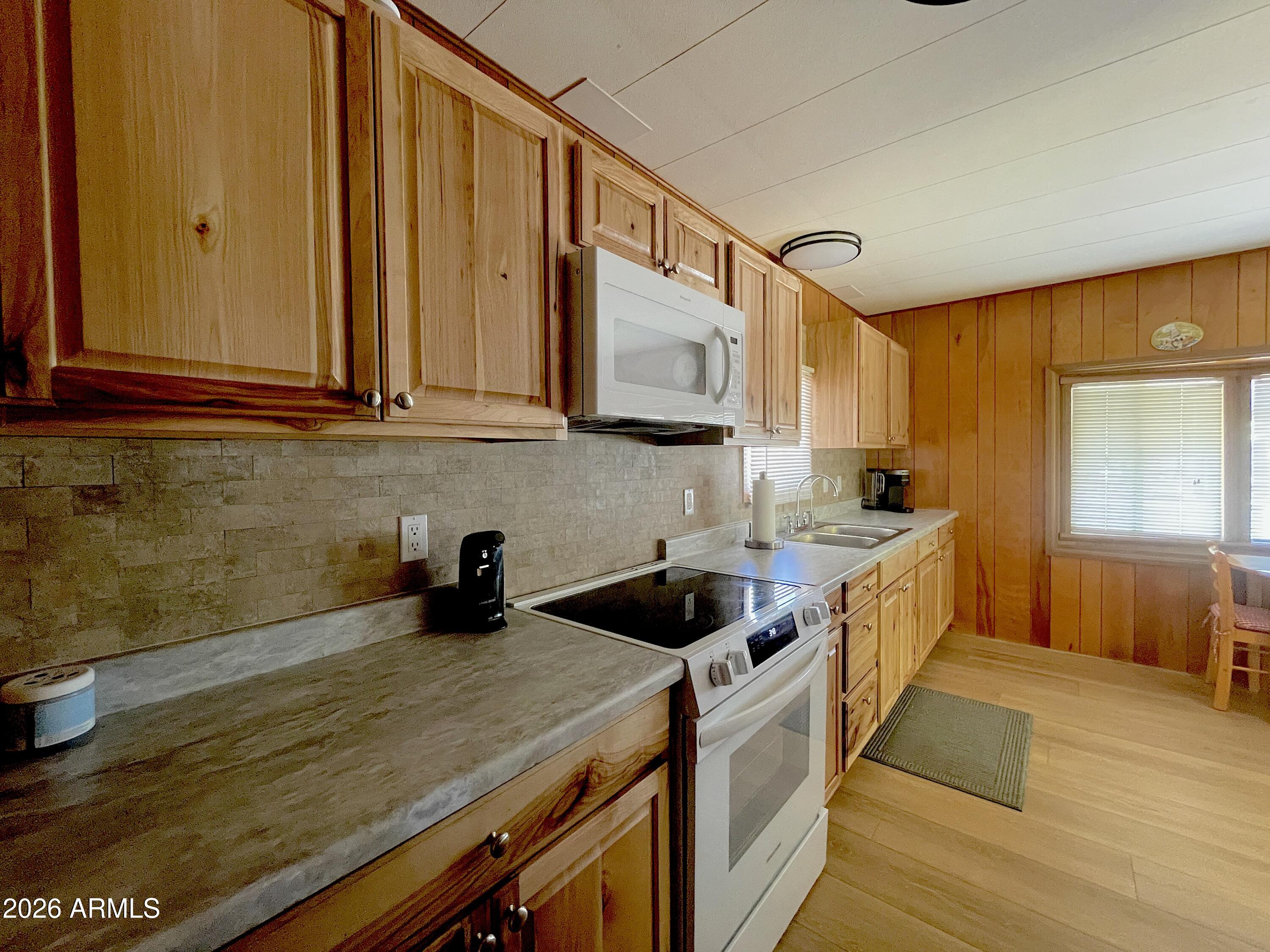 QUEEN VALLEY ESTATES UNIT SEVEN A - Residential