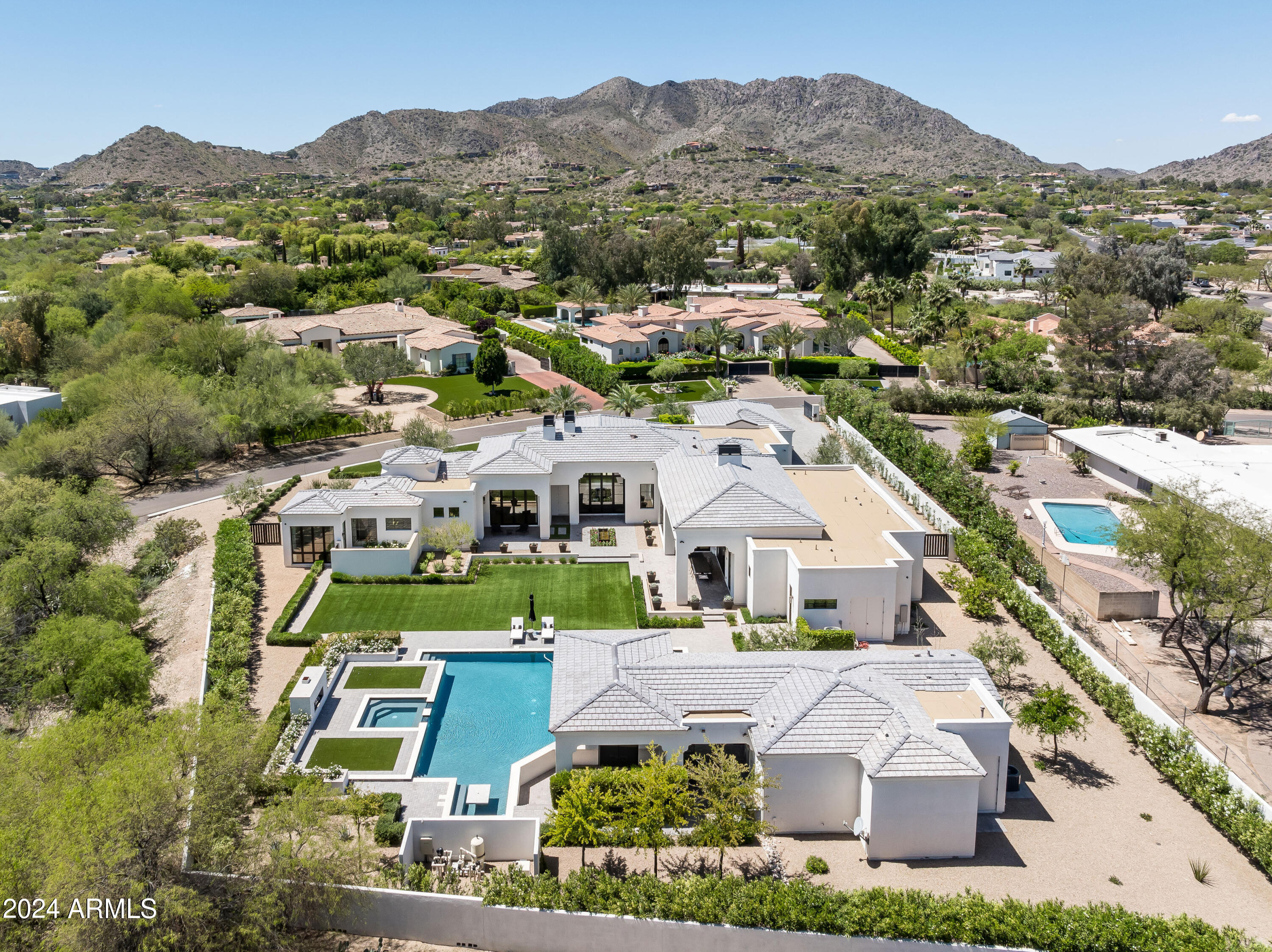 MOCKINGBIRD SQUARE - Residential