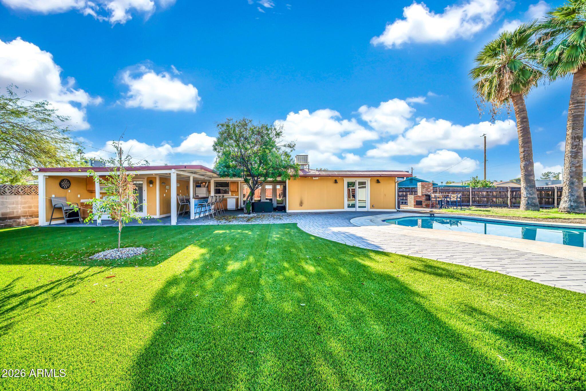 UPSHAW DESERT GARDENS - Residential