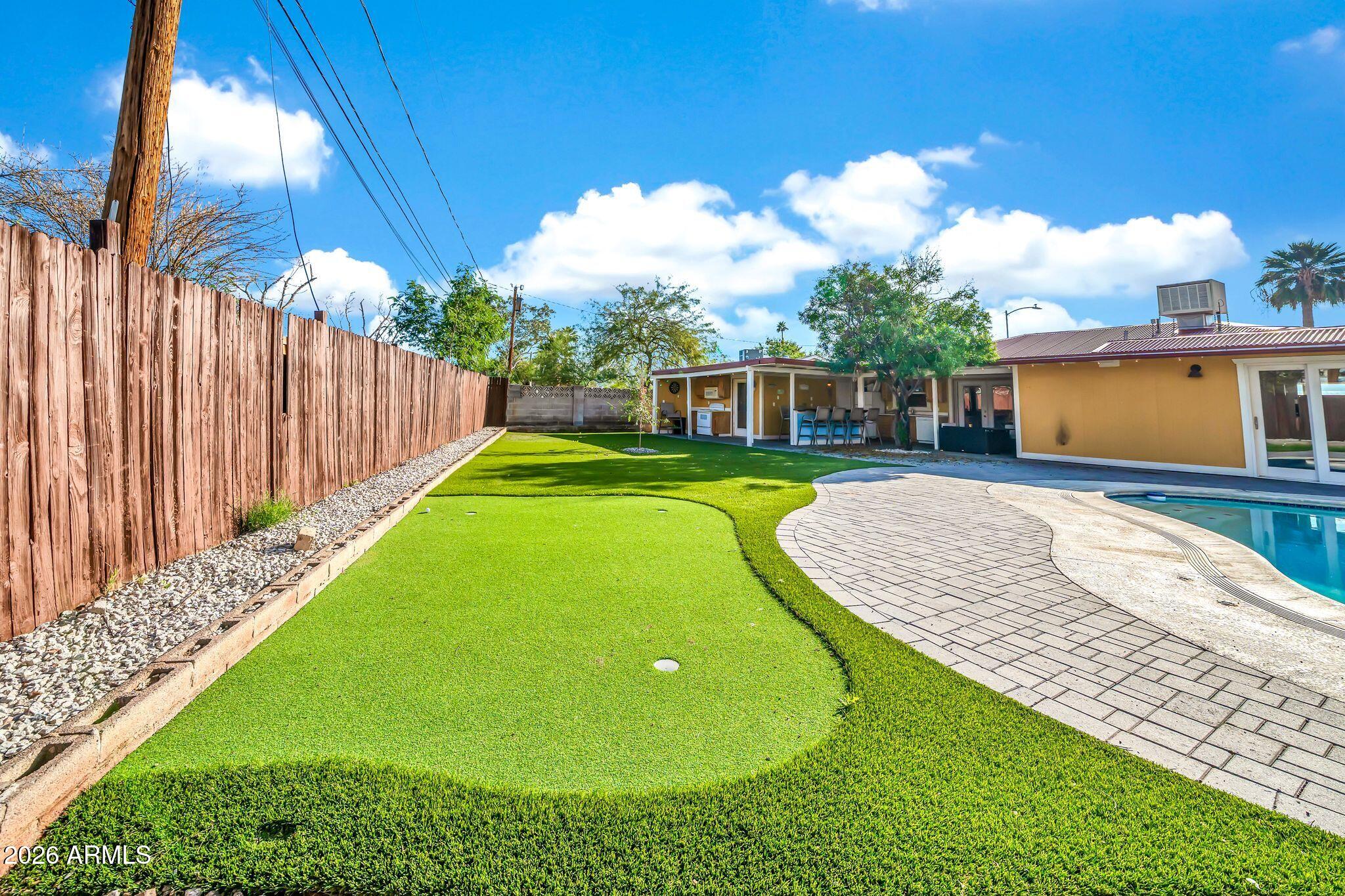 UPSHAW DESERT GARDENS - Residential