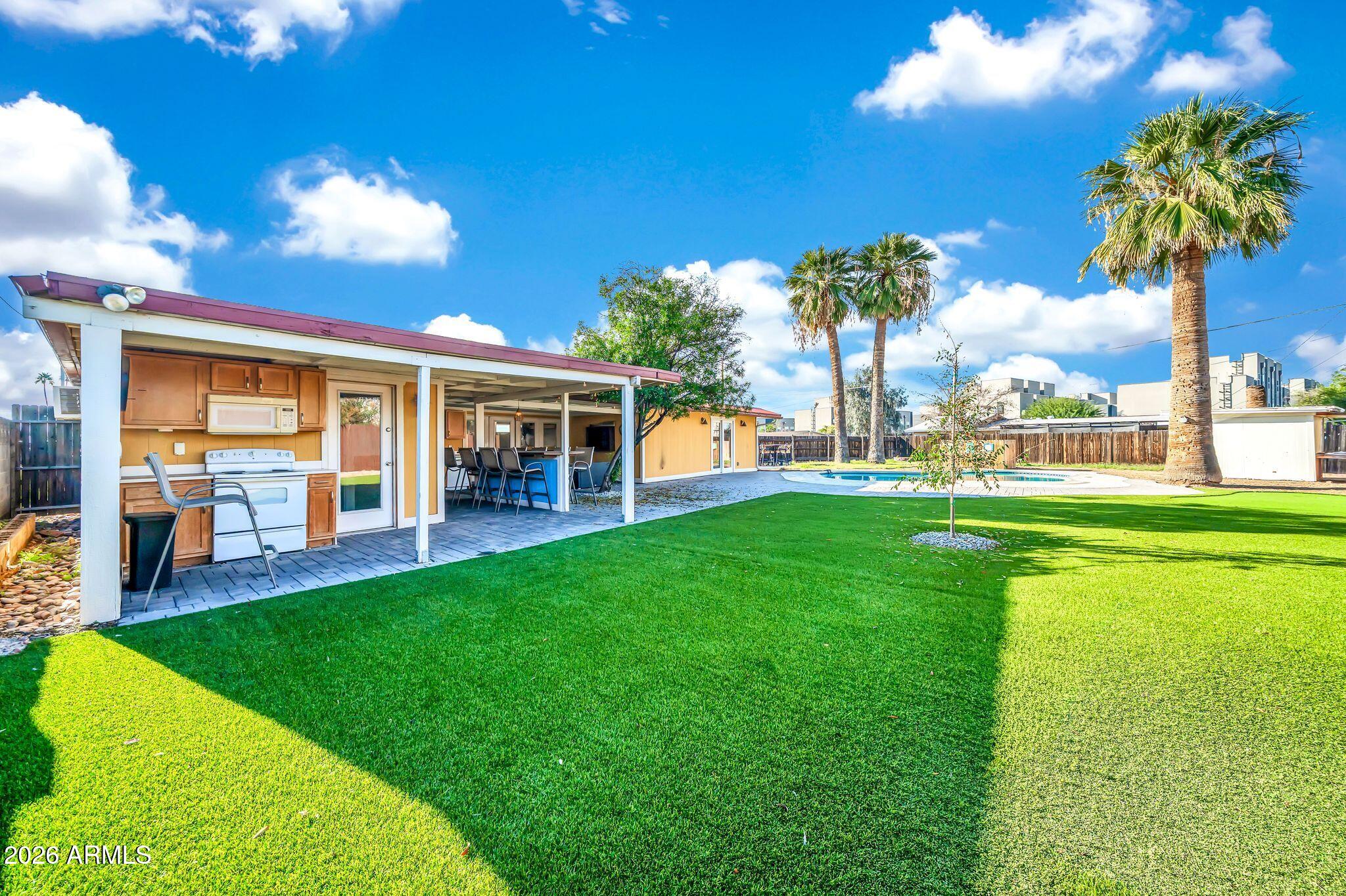 UPSHAW DESERT GARDENS - Residential