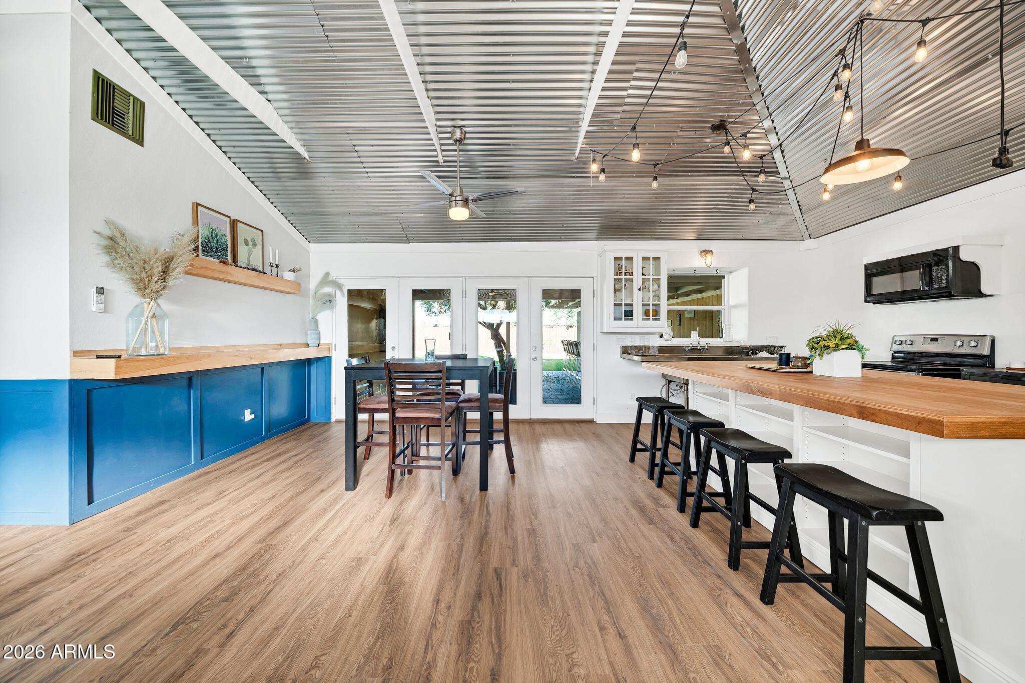 UPSHAW DESERT GARDENS - Residential