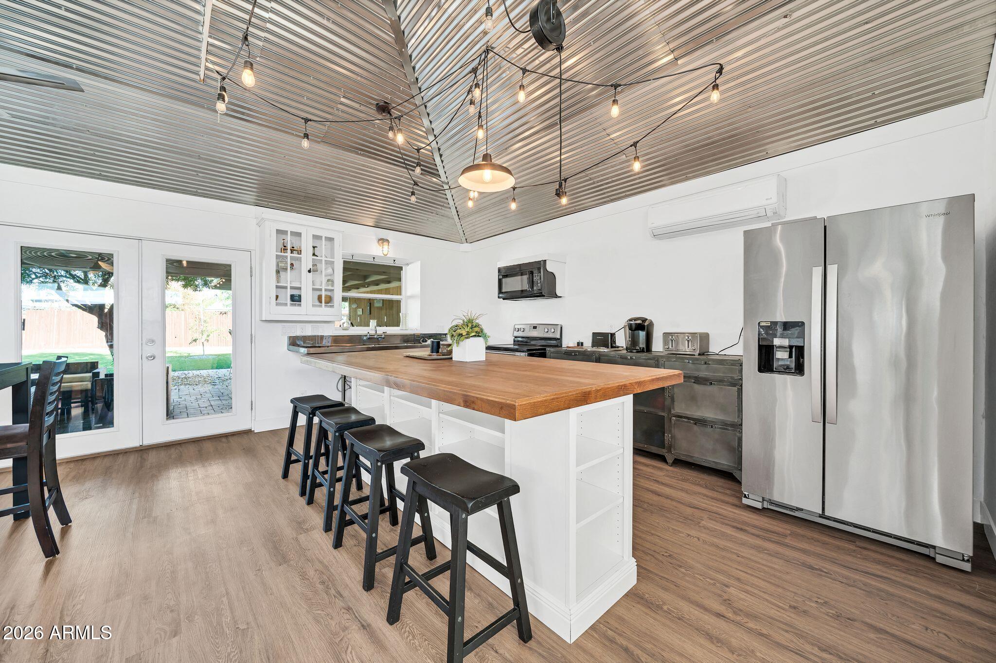 UPSHAW DESERT GARDENS - Residential