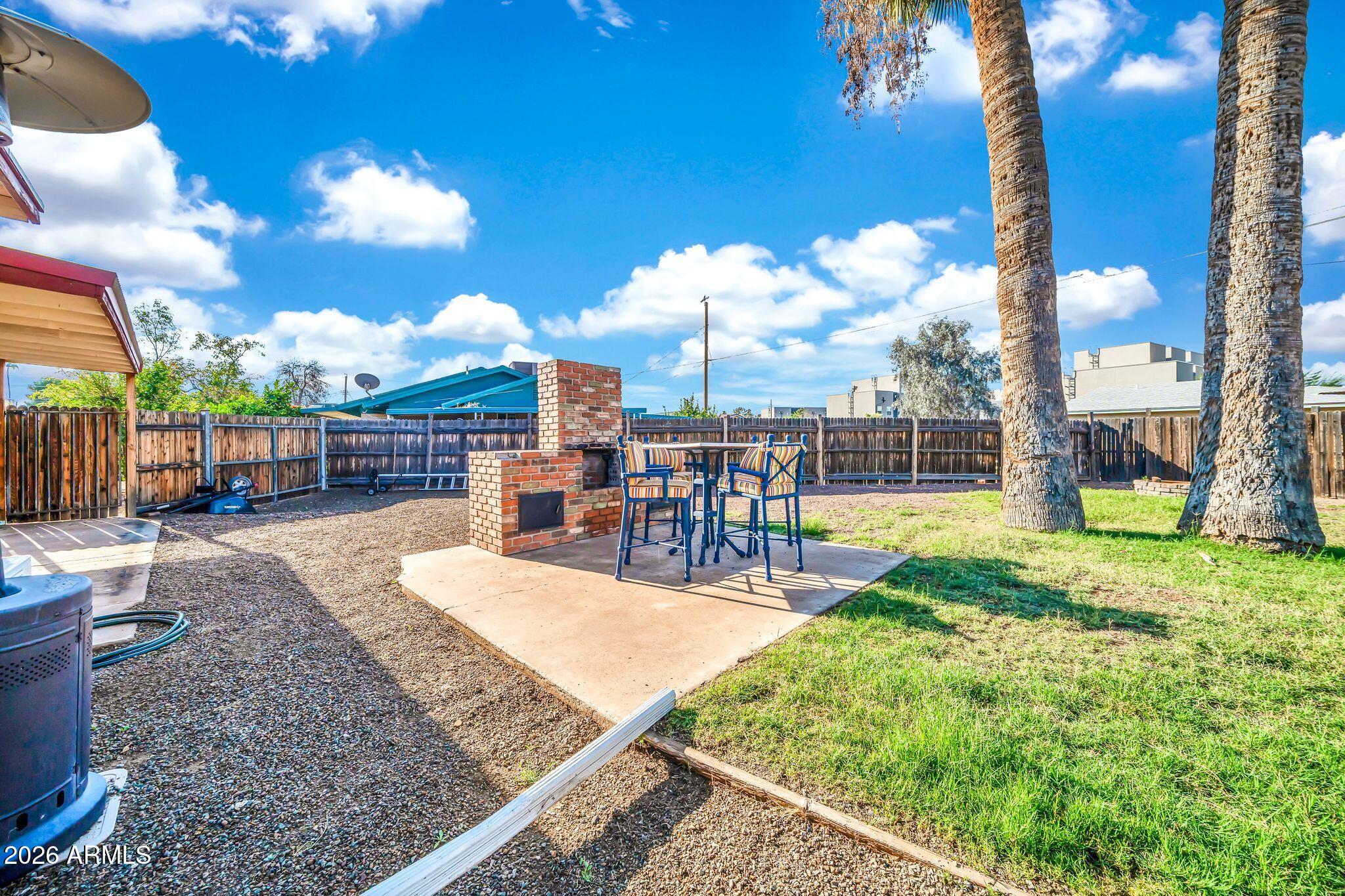 UPSHAW DESERT GARDENS - Residential