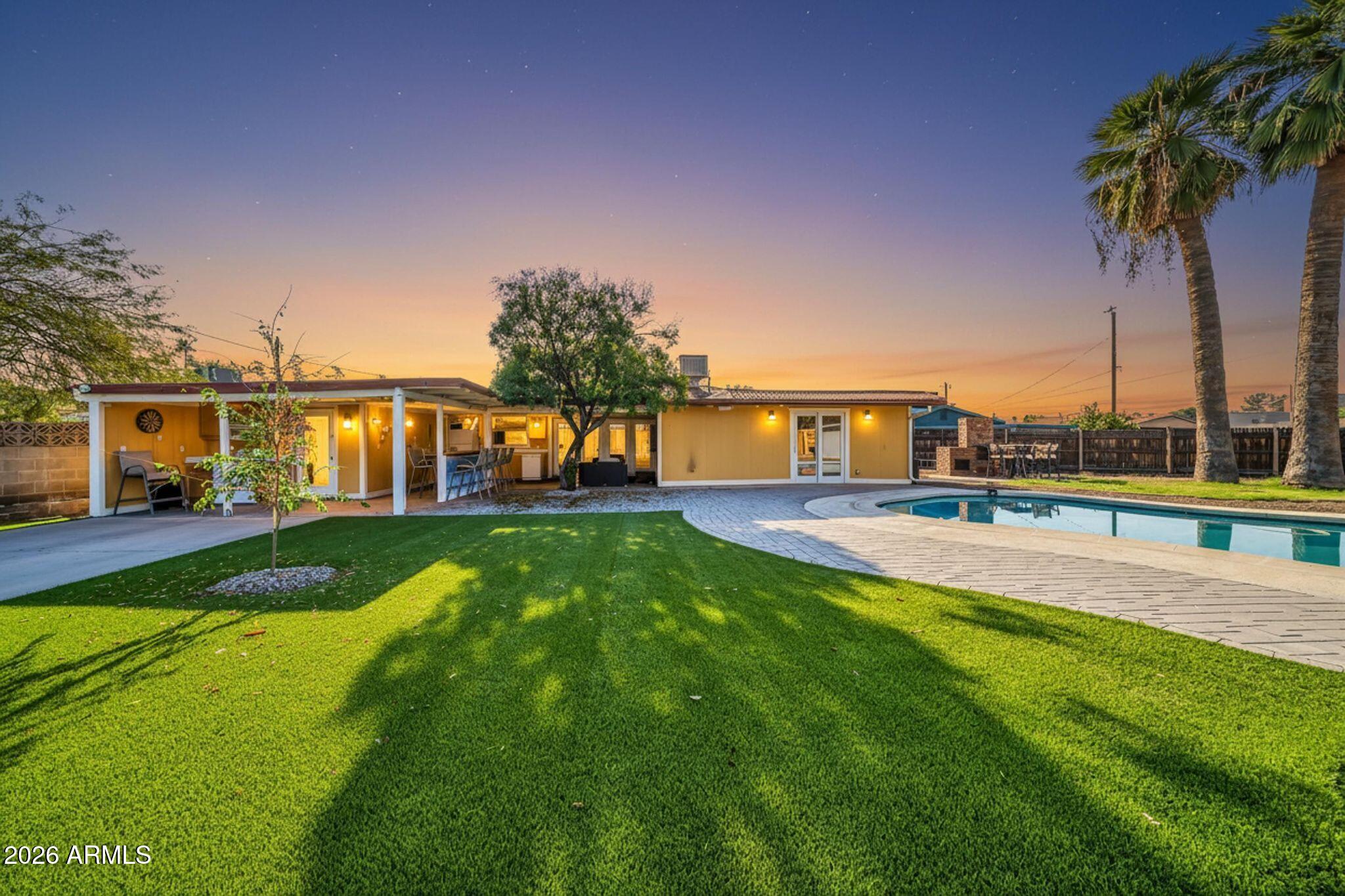 UPSHAW DESERT GARDENS - Residential