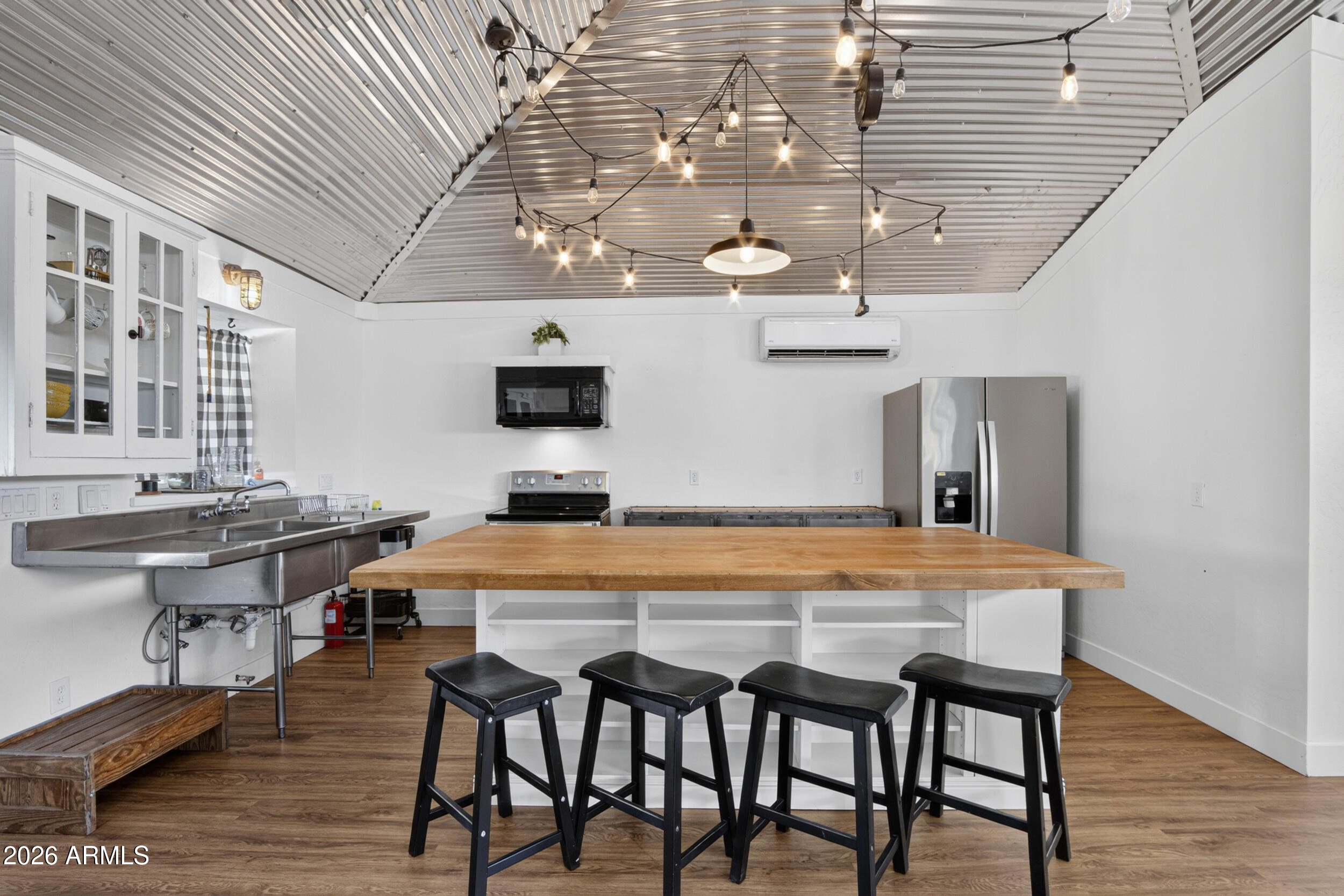 UPSHAW DESERT GARDENS - Residential