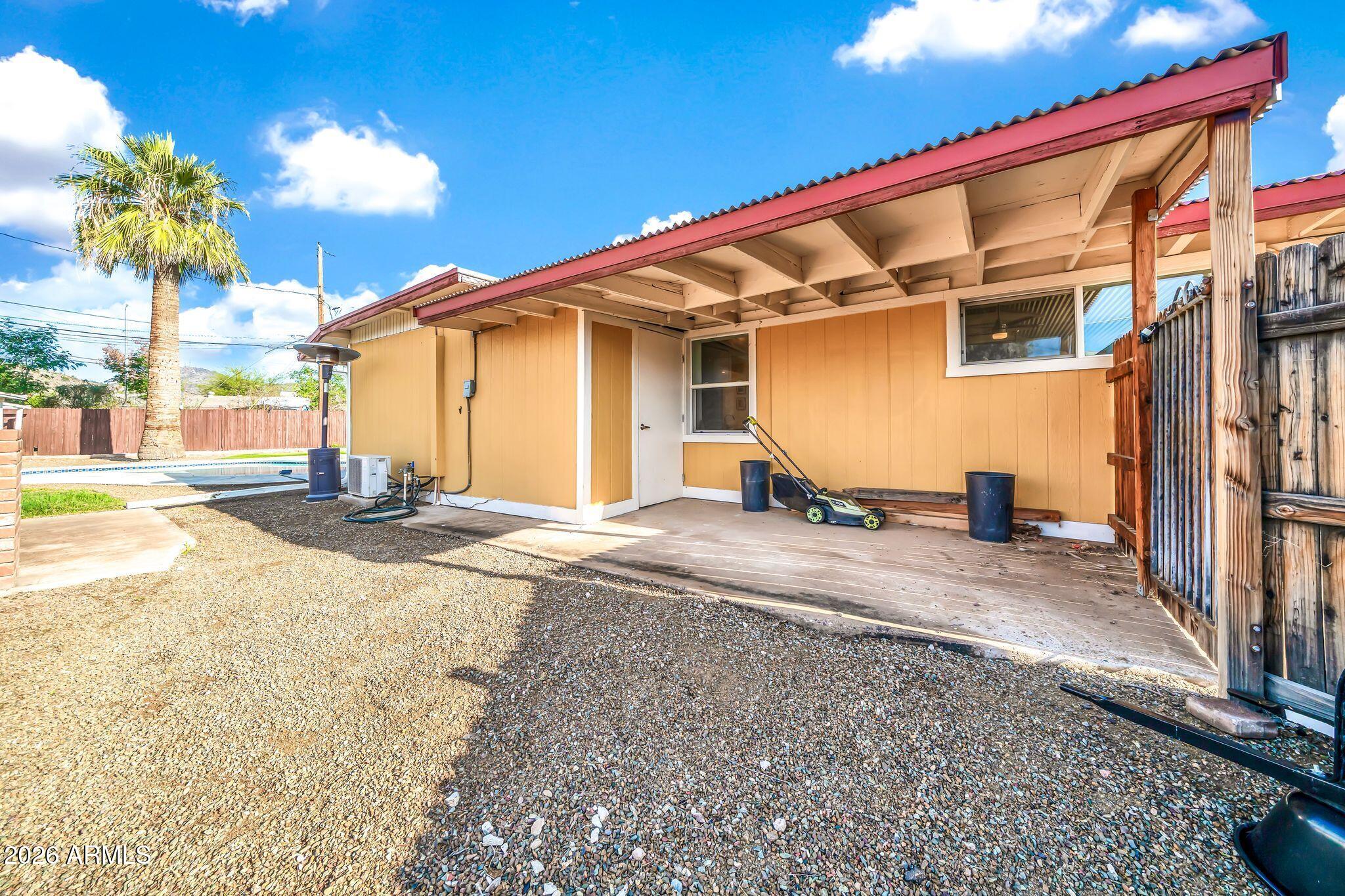 UPSHAW DESERT GARDENS - Residential