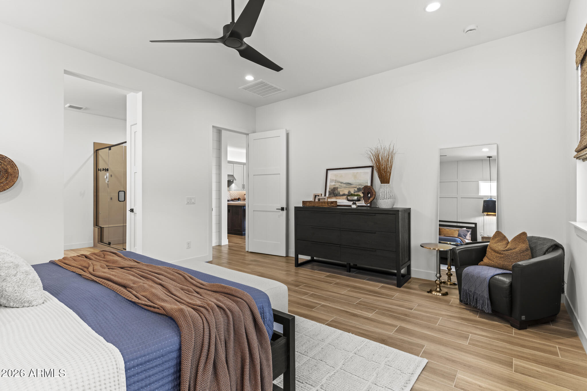 STERLING GROVE - Residential