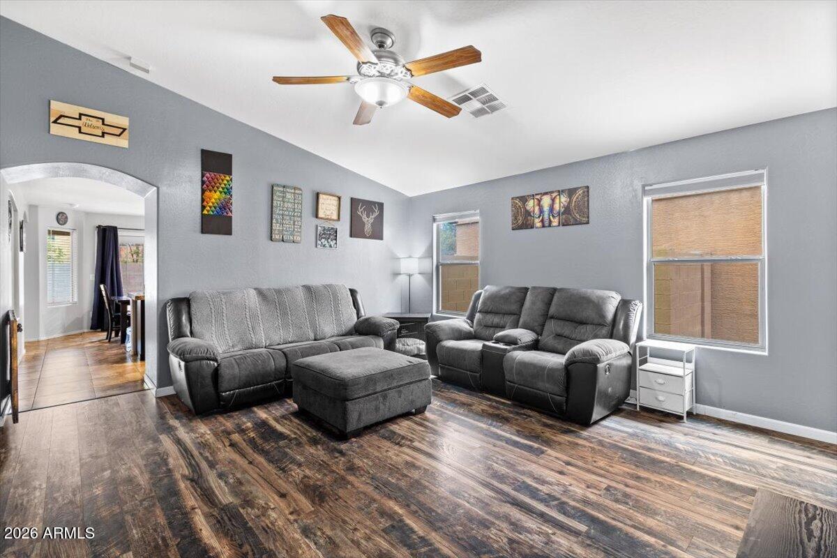 MAGMA RANCH I UNIT 3 - Residential