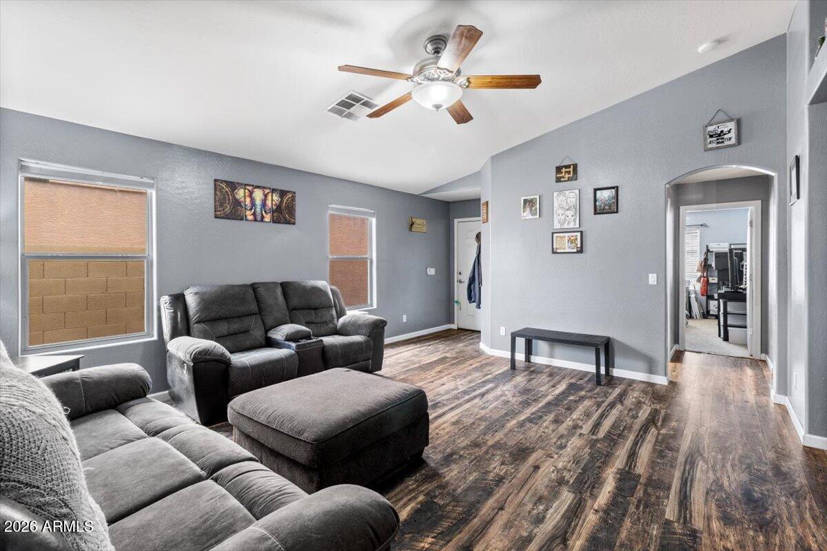 MAGMA RANCH I UNIT 3 - Residential