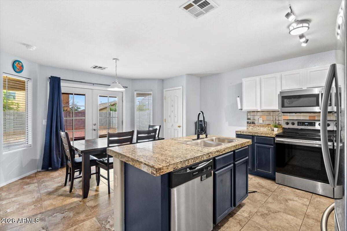 MAGMA RANCH I UNIT 3 - Residential