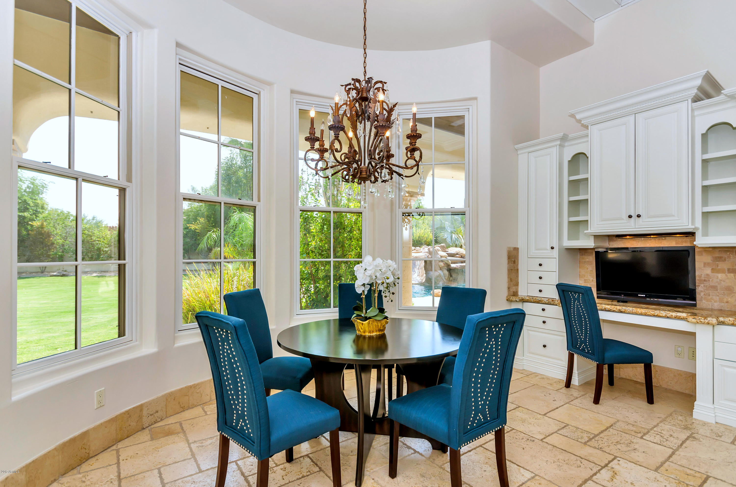 GROSSE POINTE HIGHLANDS - Residential
