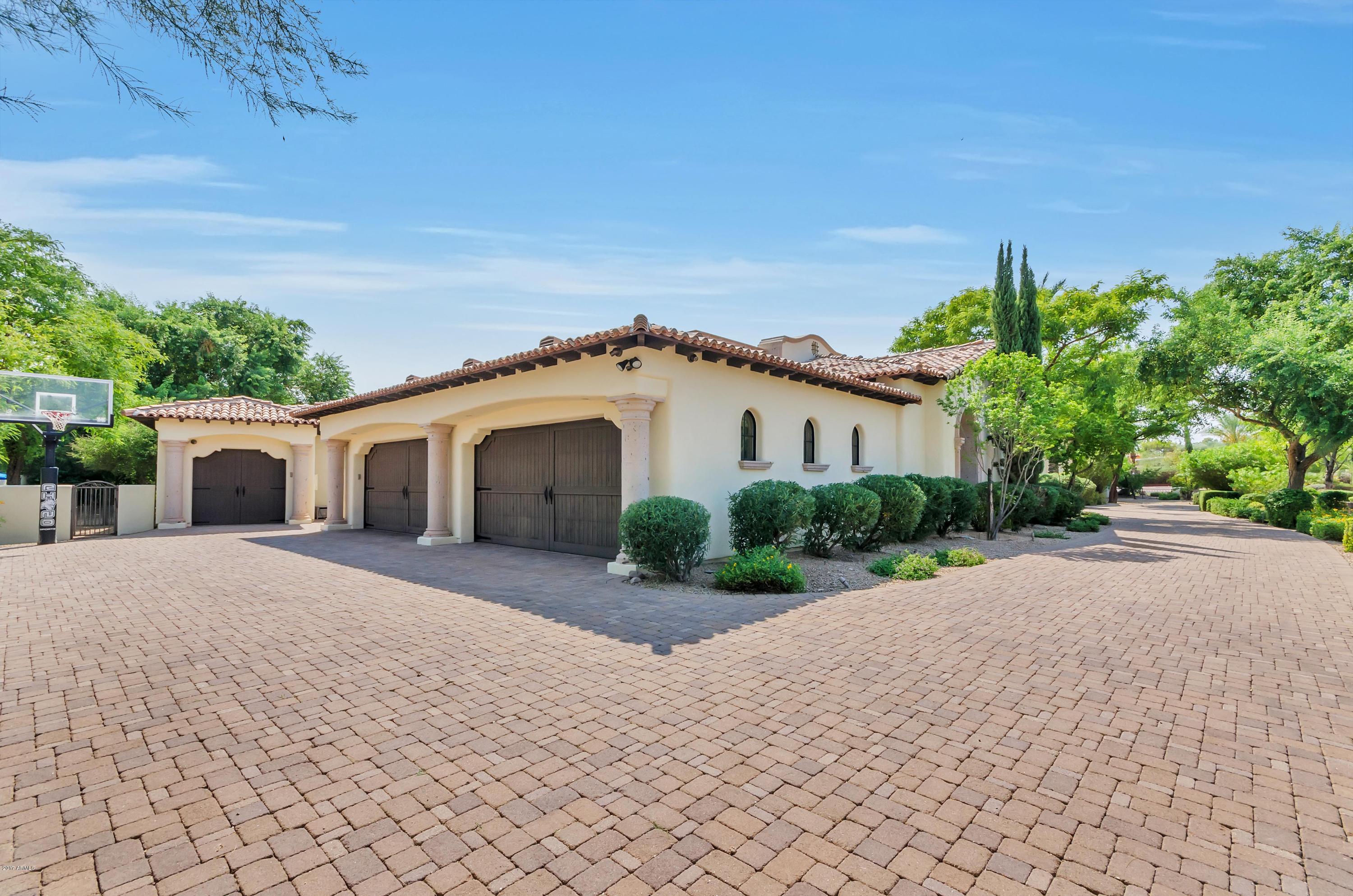GROSSE POINTE HIGHLANDS - Residential