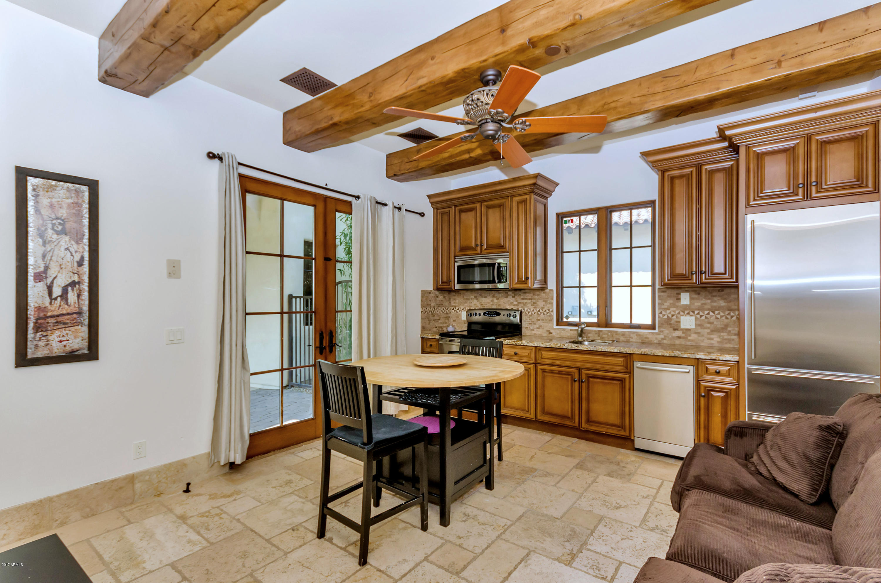 GROSSE POINTE HIGHLANDS - Residential