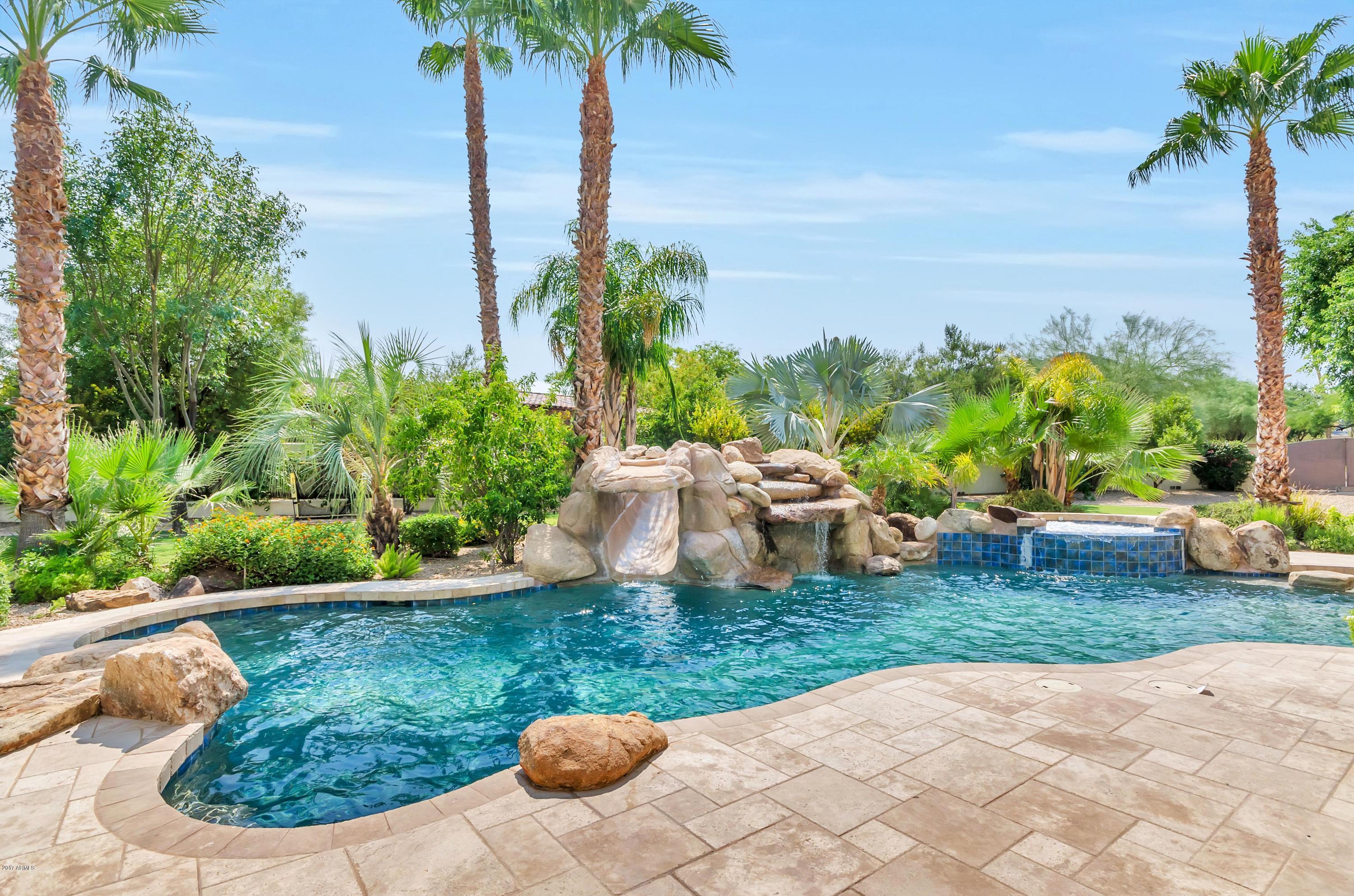 GROSSE POINTE HIGHLANDS - Residential