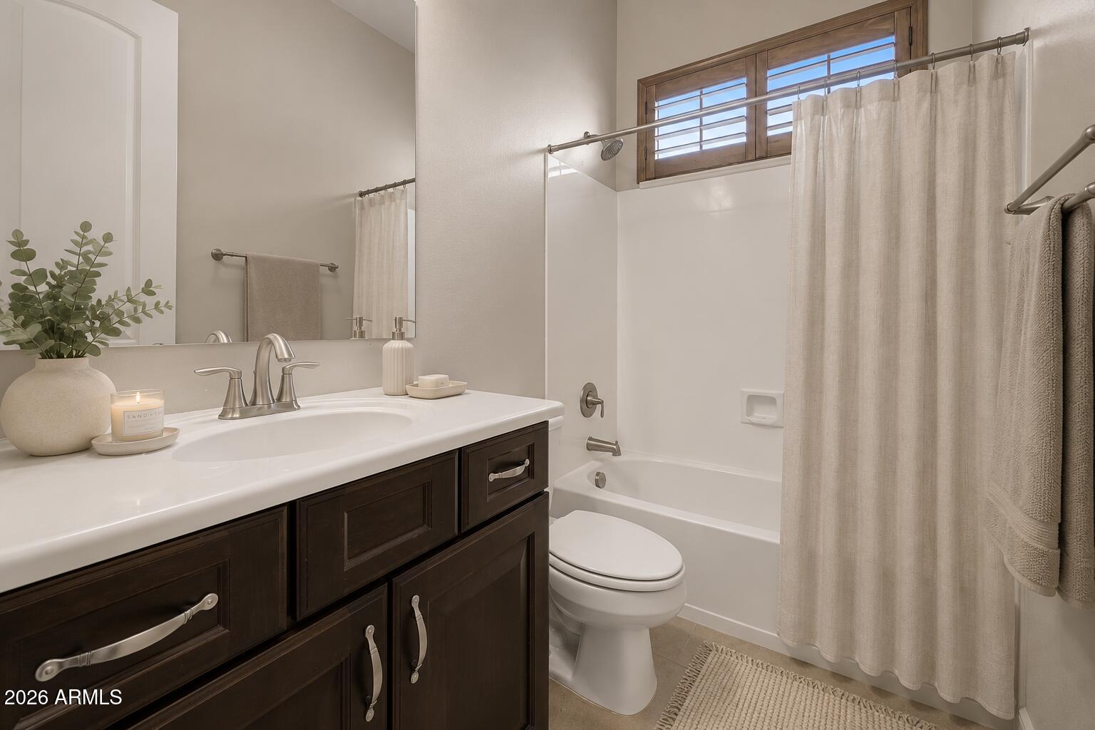MAPLEWOOD COURT - Residential