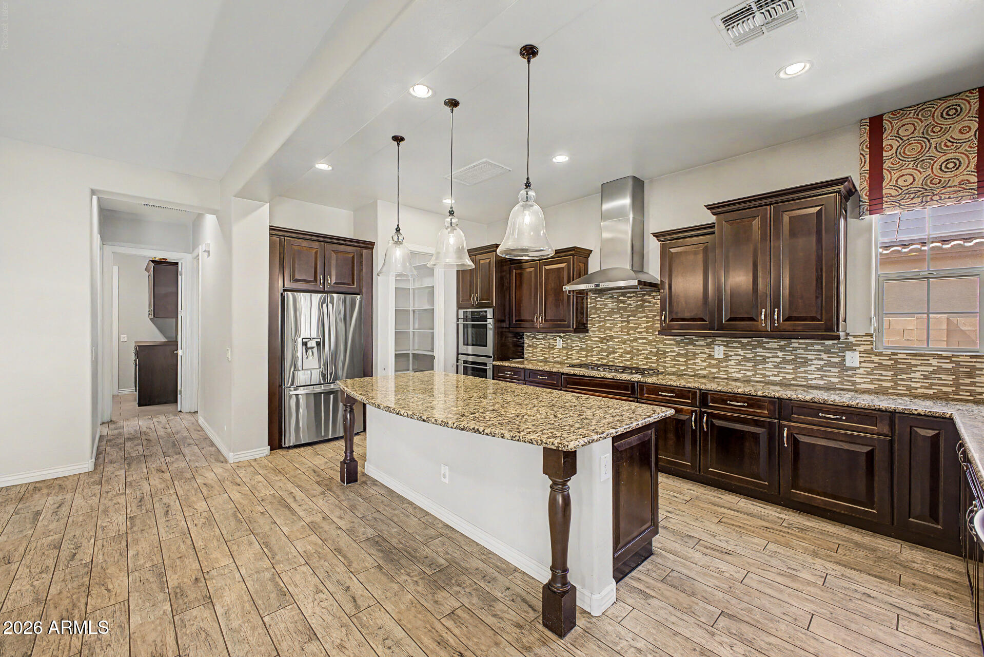 MAPLEWOOD COURT - Residential
