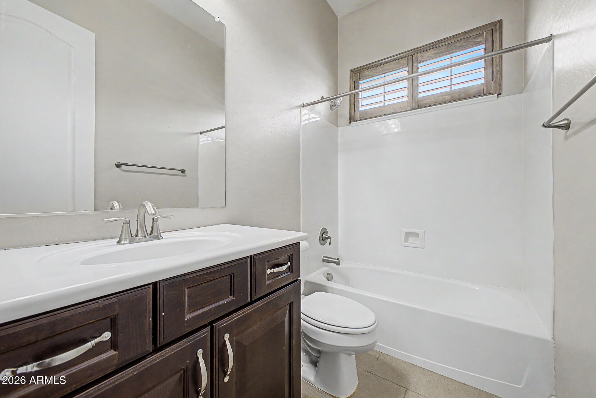 MAPLEWOOD COURT - Residential