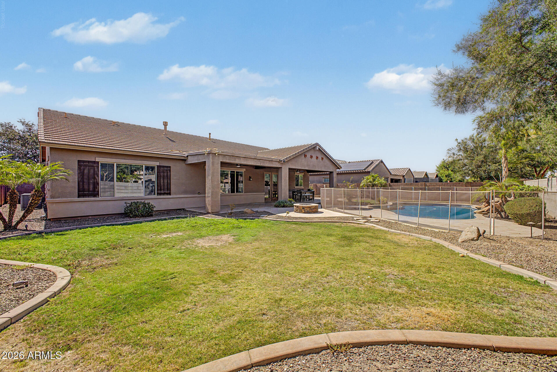 MAPLEWOOD COURT - Residential