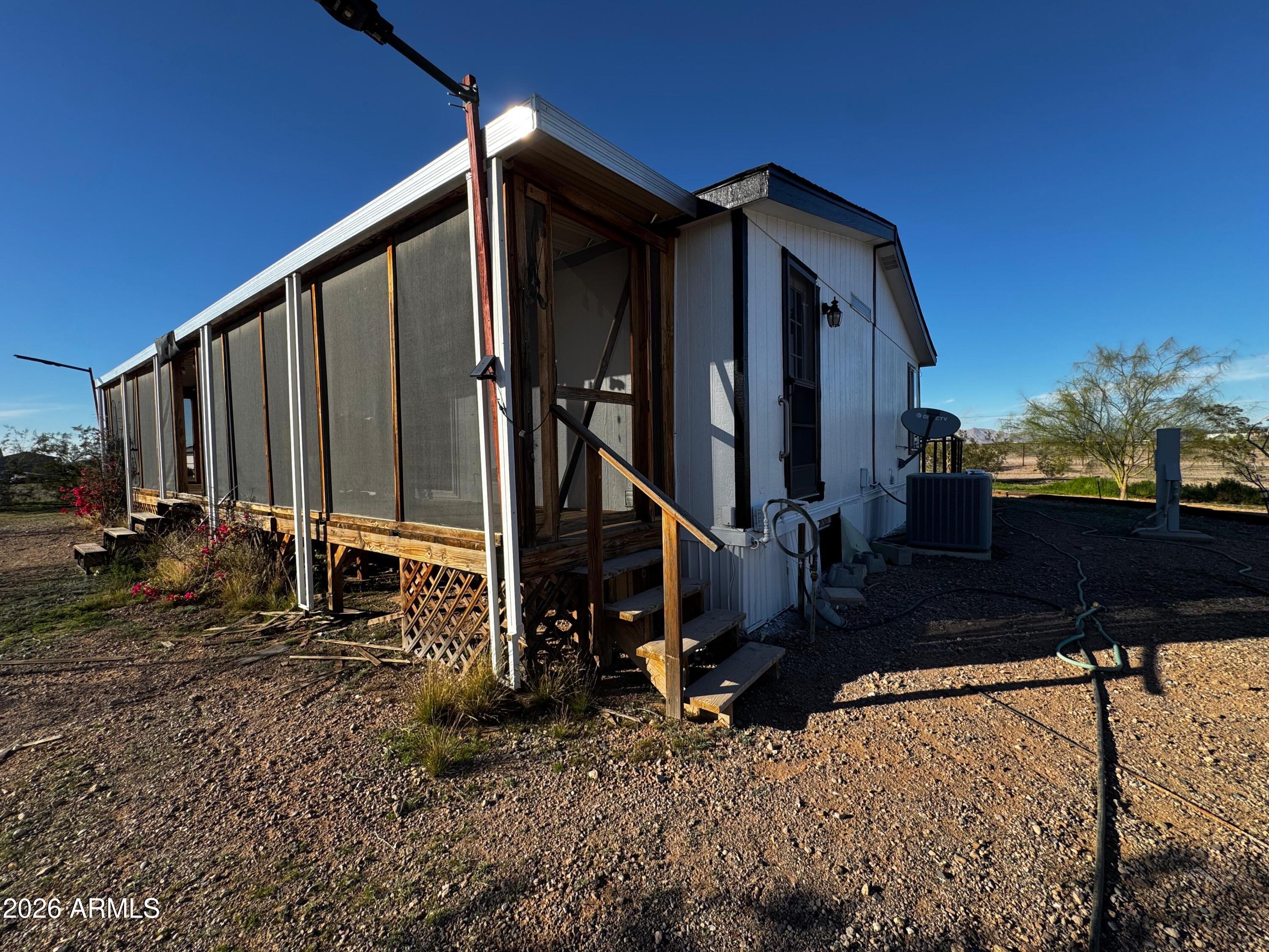 SE4 NE4 SW4 NW4 SEC 22 - Residential