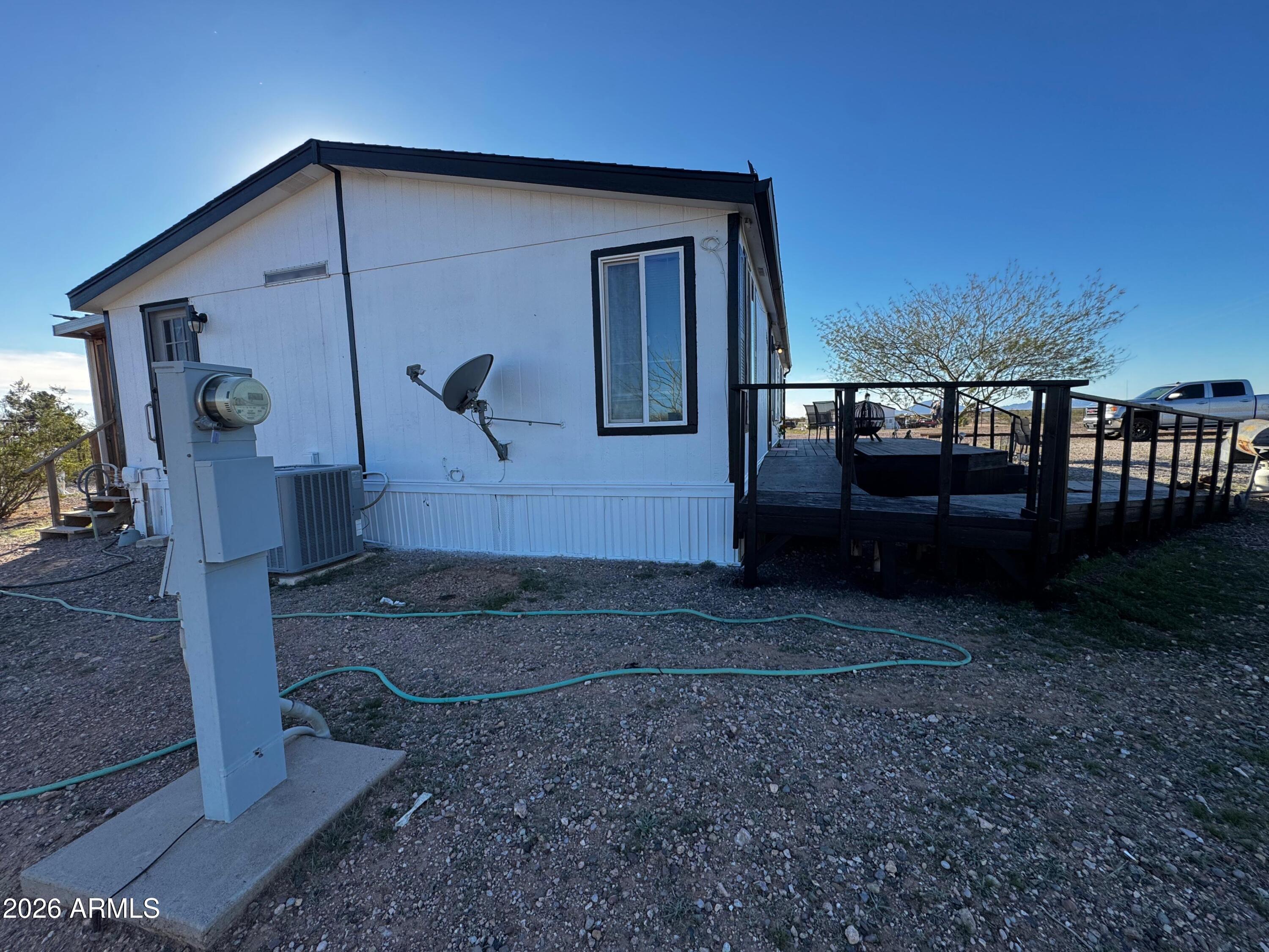 SE4 NE4 SW4 NW4 SEC 22 - Residential