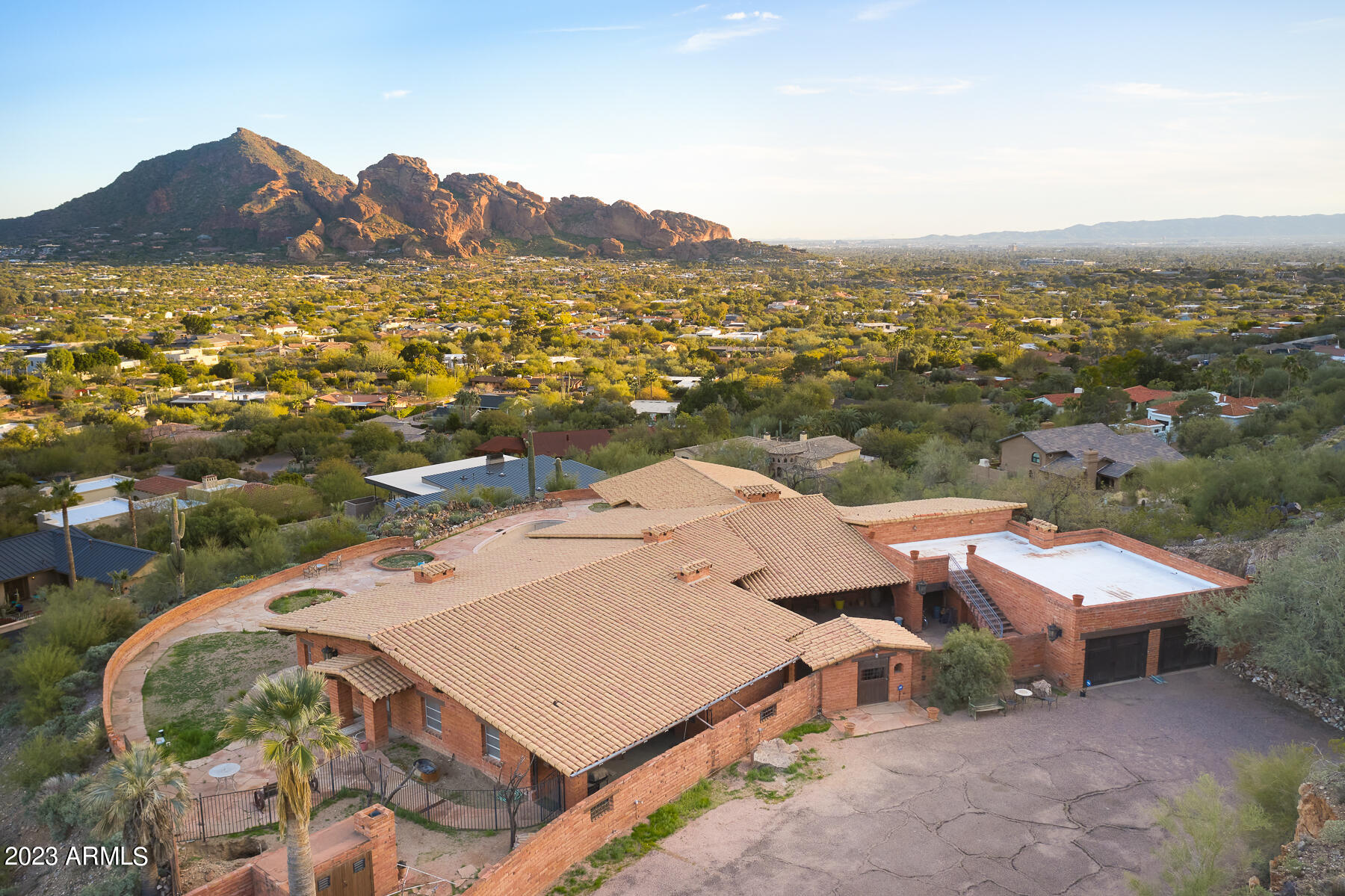 PARADISE HILLS ESTATES - Residential